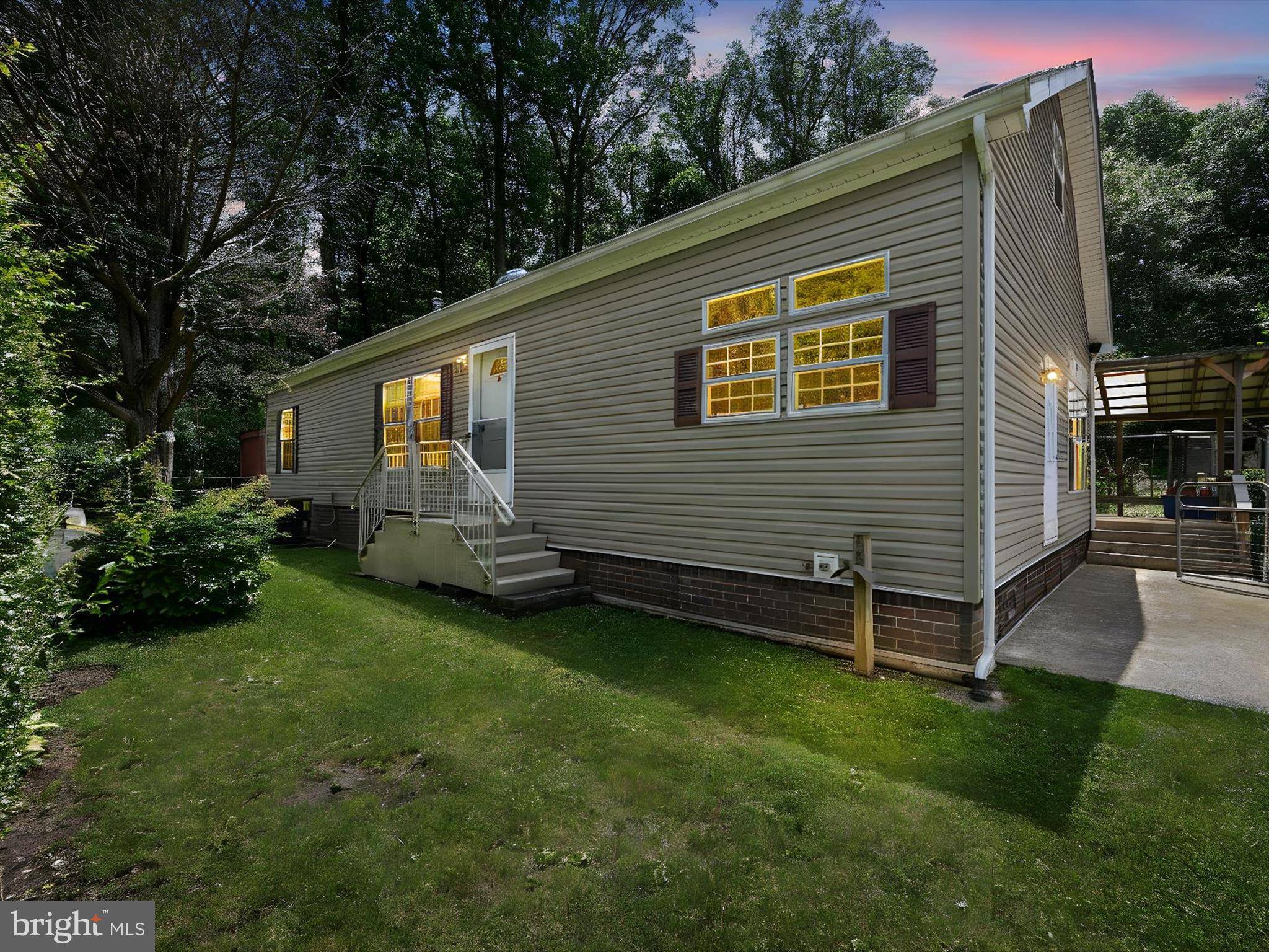 Elizabethtown, PA 17022,5496 RIDGE RD