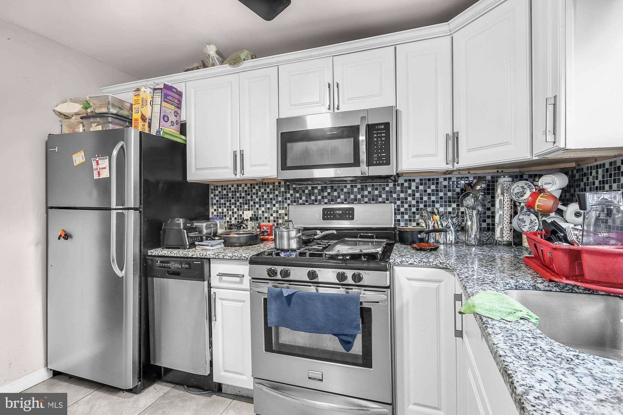 Philadelphia, PA 19148,443 EMILY ST