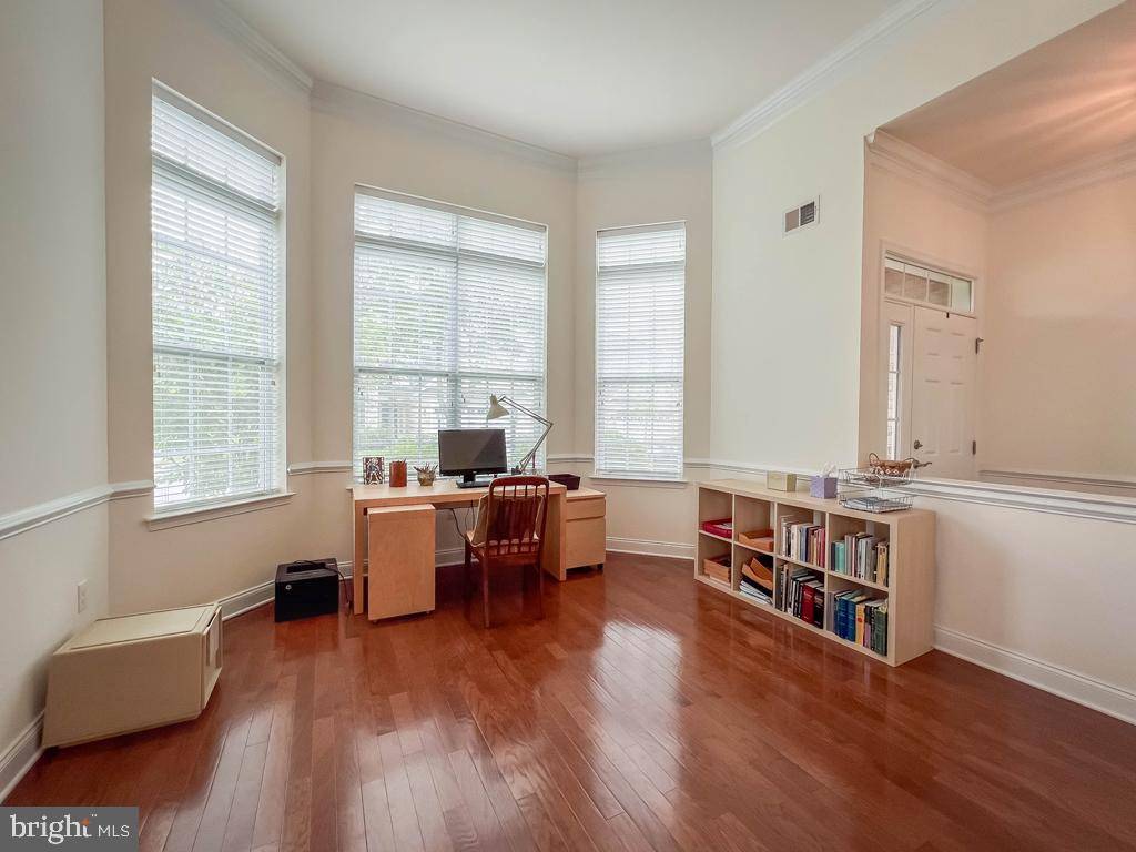 Yardley, PA 19067,245 CARSON WAY