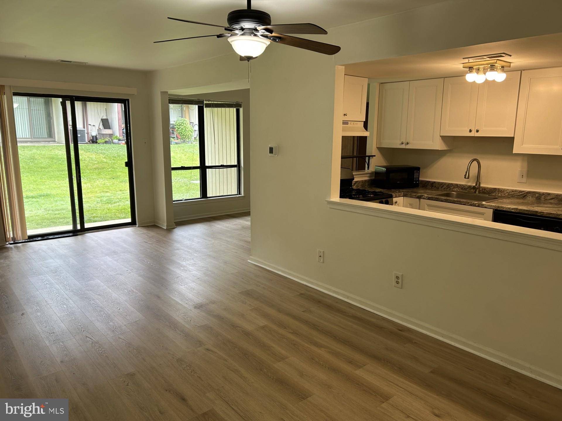 Feasterville Trevose, PA 19053,1825 BRIDGETOWN PIKE #405