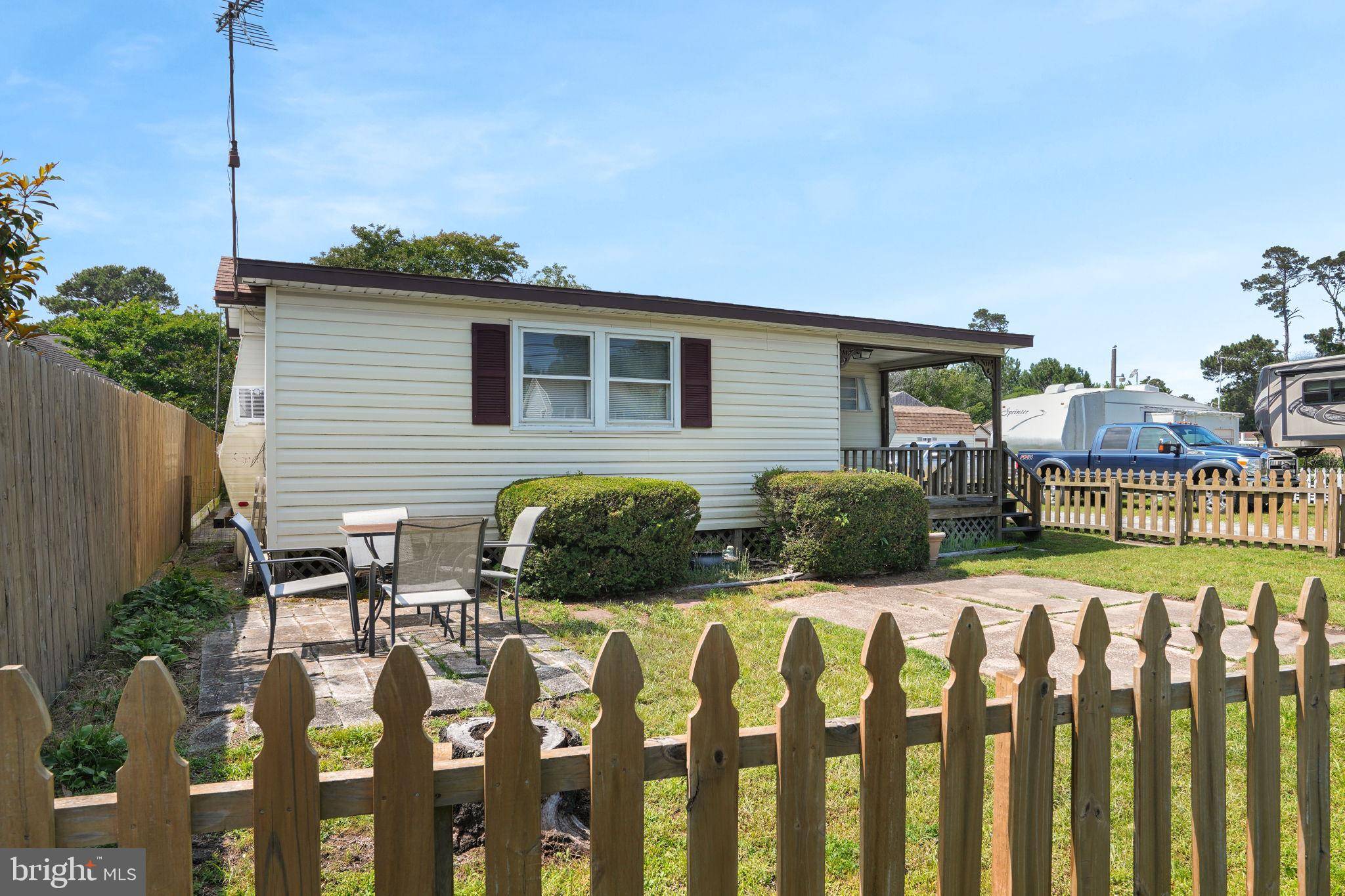 Chincoteague Island, VA 23336,8096 MIRE POND ONE