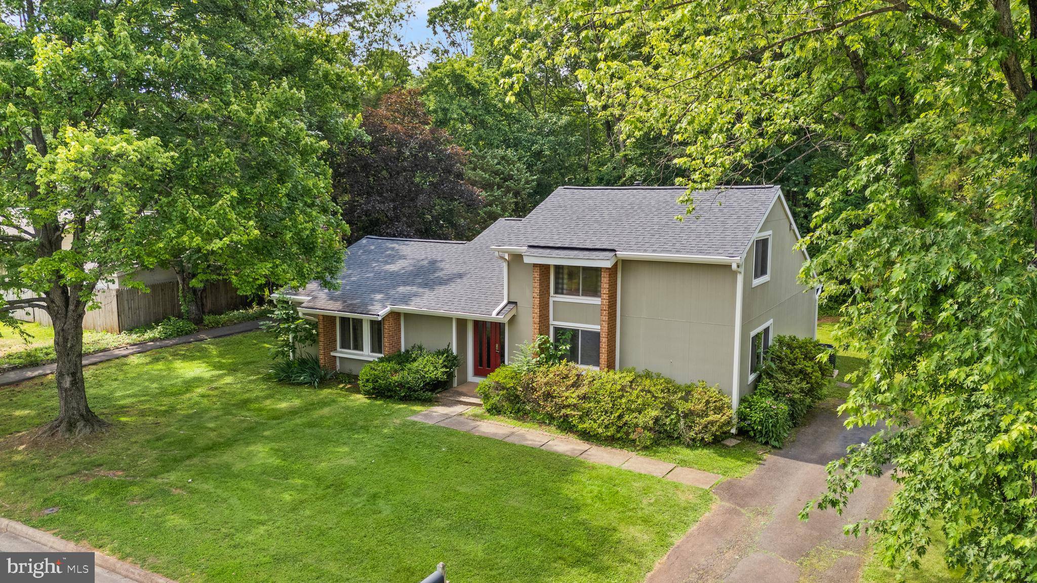 Sterling, VA 20164,402 SUGARLAND RUN DR