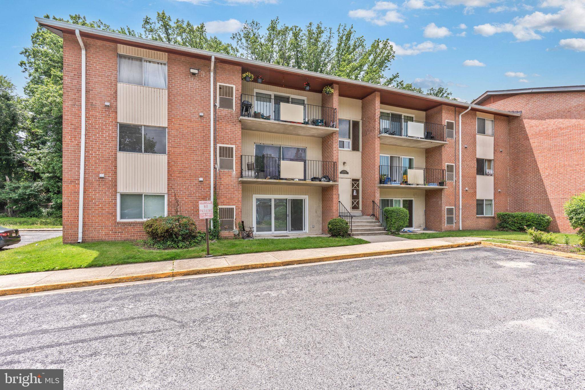 Temple Hills, MD 20748,2303 OLSON ST #203