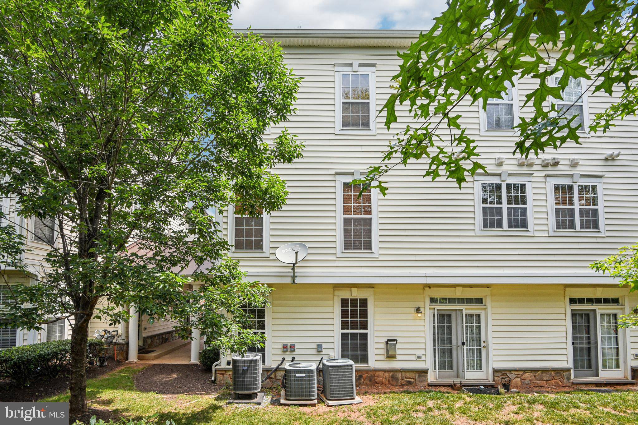 Gainesville, VA 20155,6827 HAMPTON BAY LN