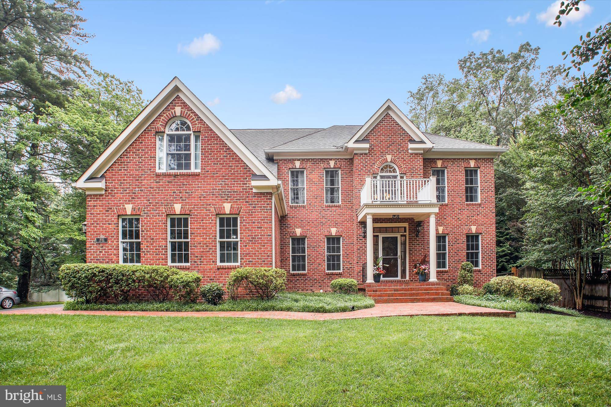 Vienna, VA 22181,9745 VALE RD NW