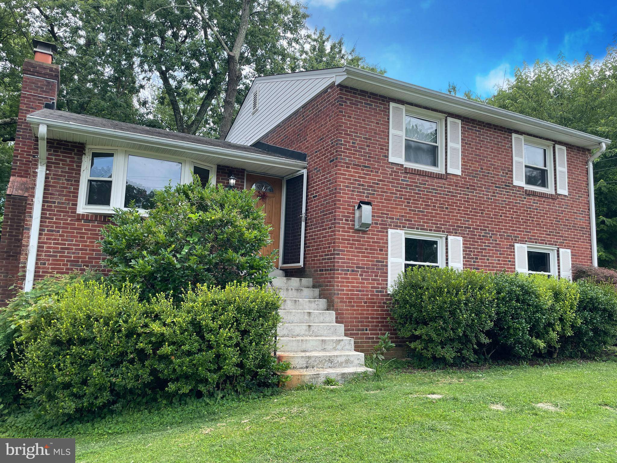 Fairfax, VA 22030,10315 BEAUMONT ST