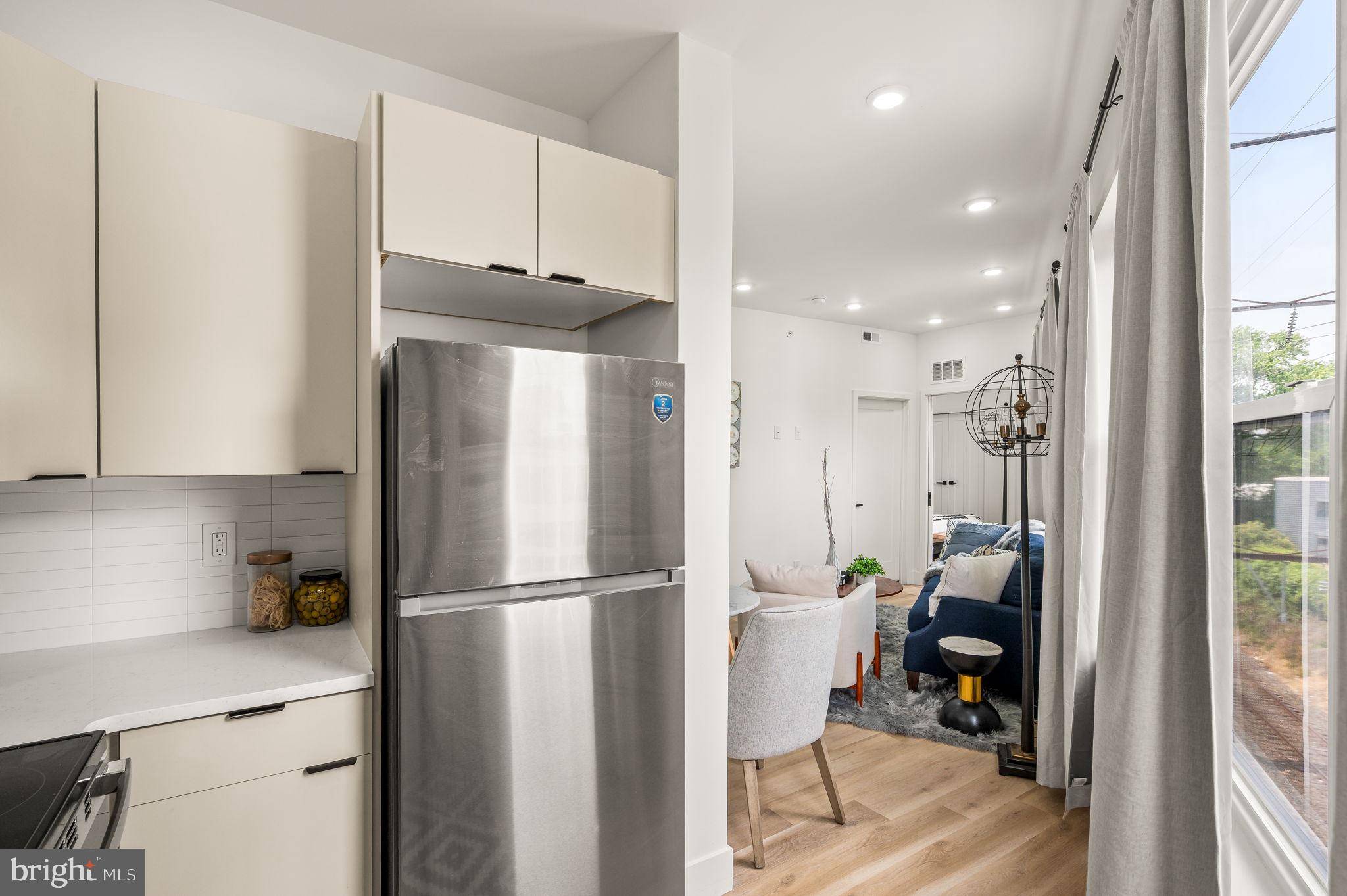 Philadelphia, PA 19143,4921 CHESTER AVE #302