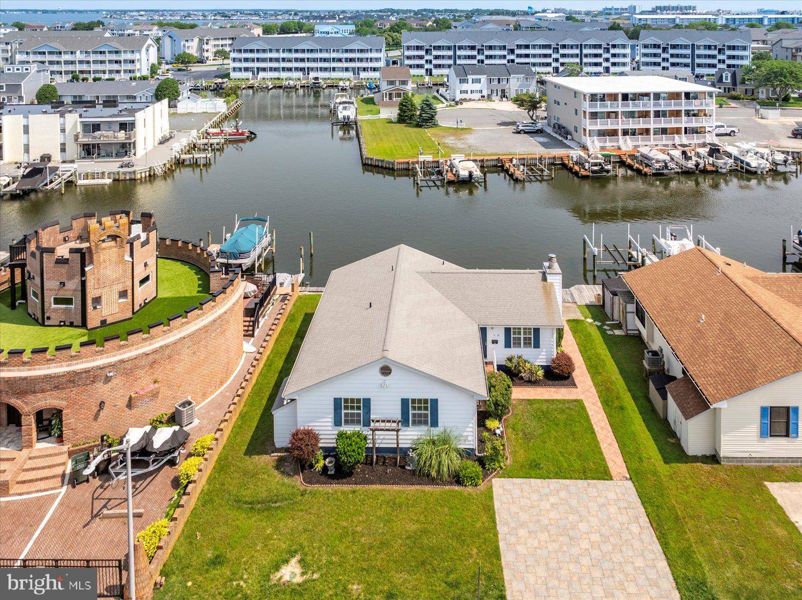 Ocean City, MD 21842,156 CAPTAINS QUARTERS RD