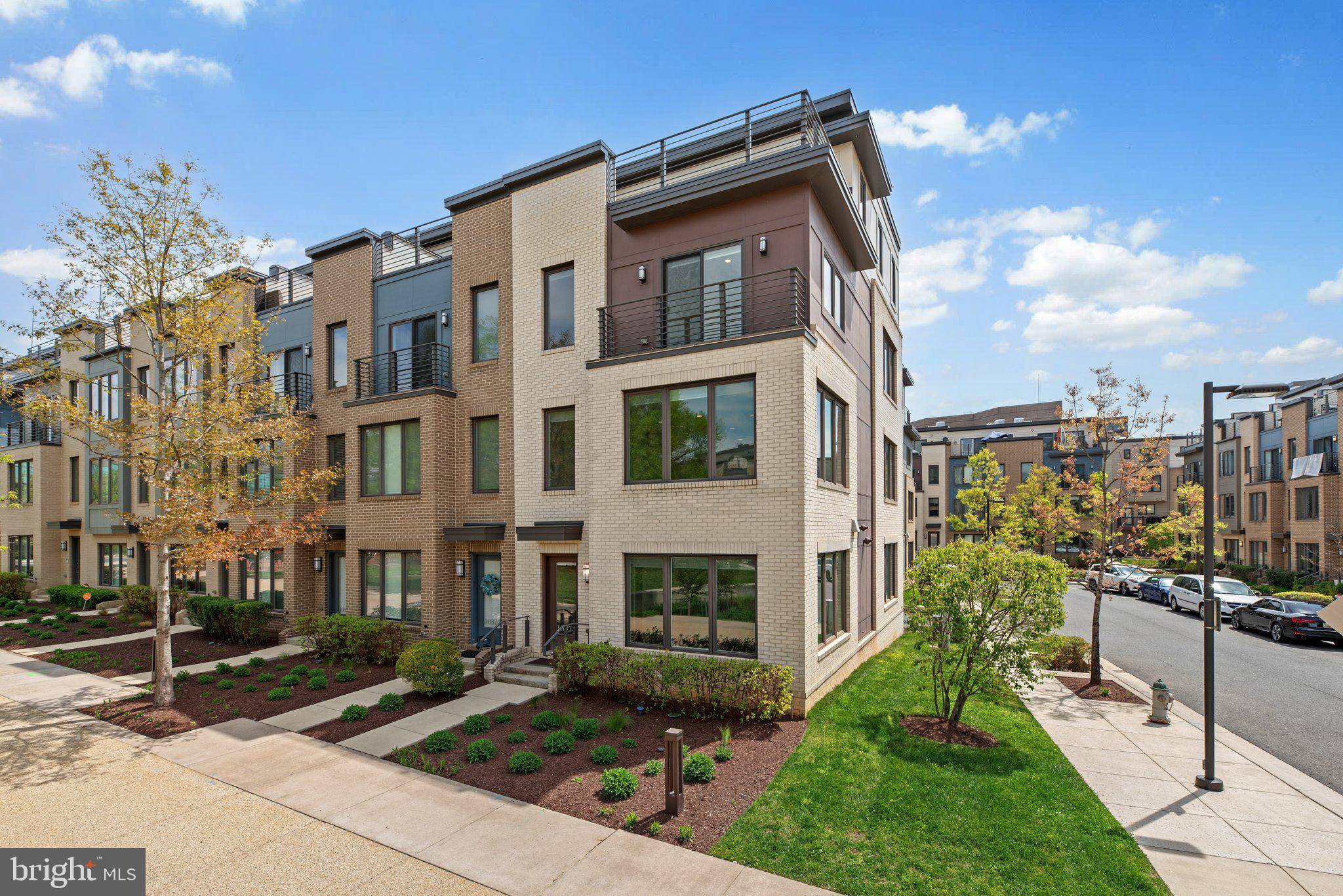 Bethesda, MD 20817,10374 JACOBSEN ST