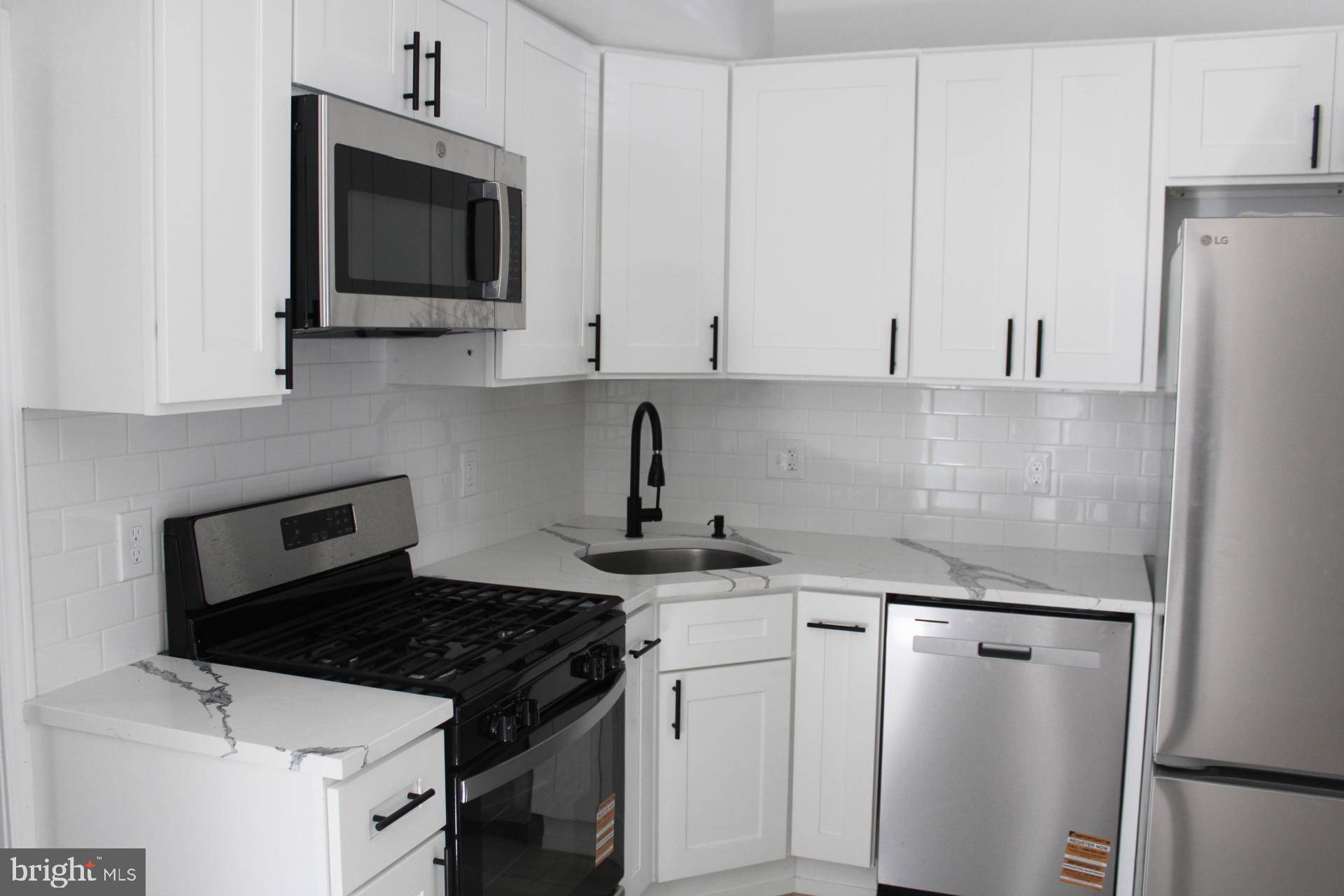 Philadelphia, PA 19143,5534 PEMBERTON ST
