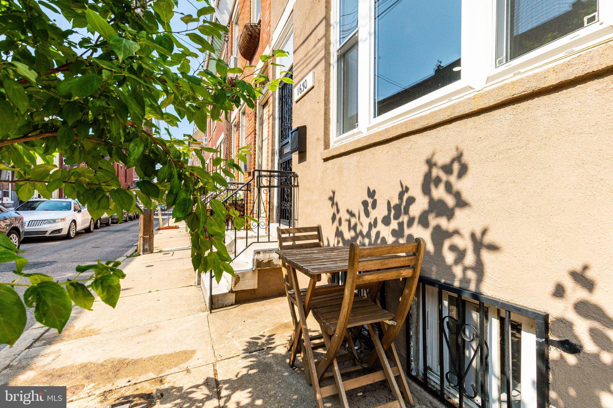 Philadelphia, PA 19145,1630 S HICKS ST