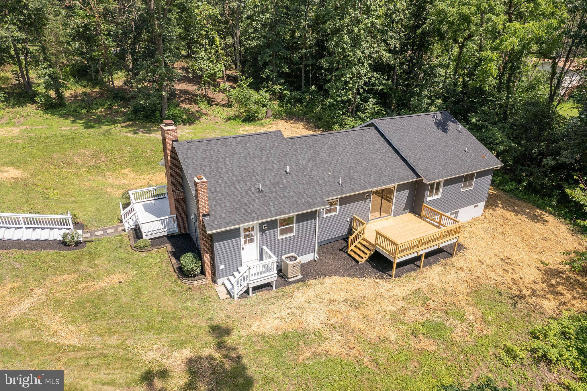 Strasburg, VA 22657,230 BLUE BELL LN