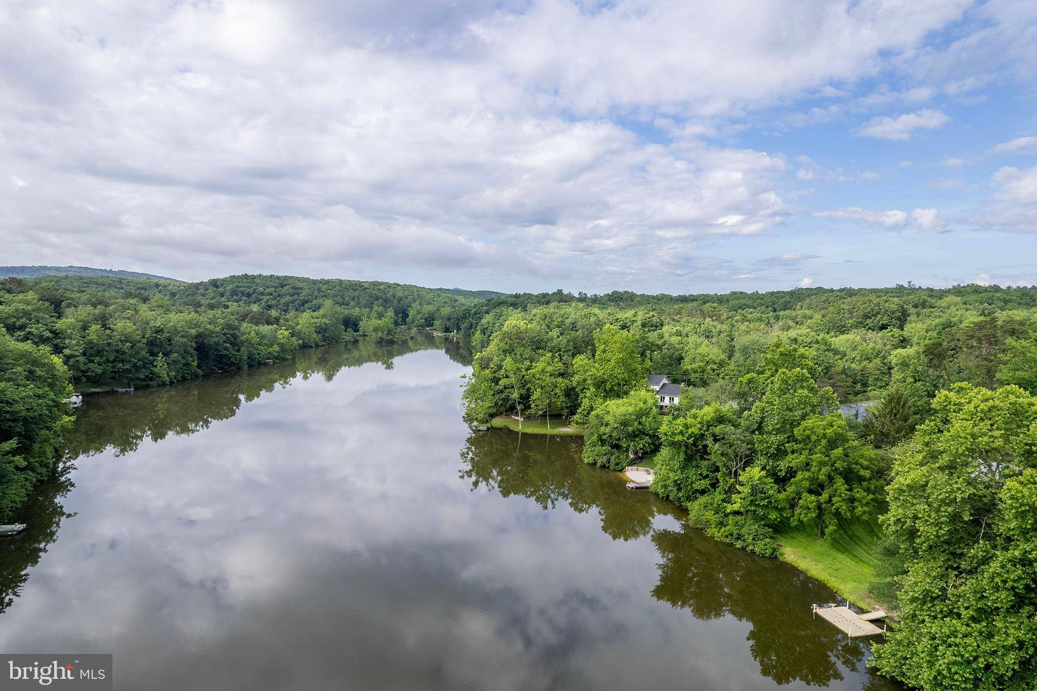 Winchester, VA 22603,683 LAKE SAINT CLAIR DR