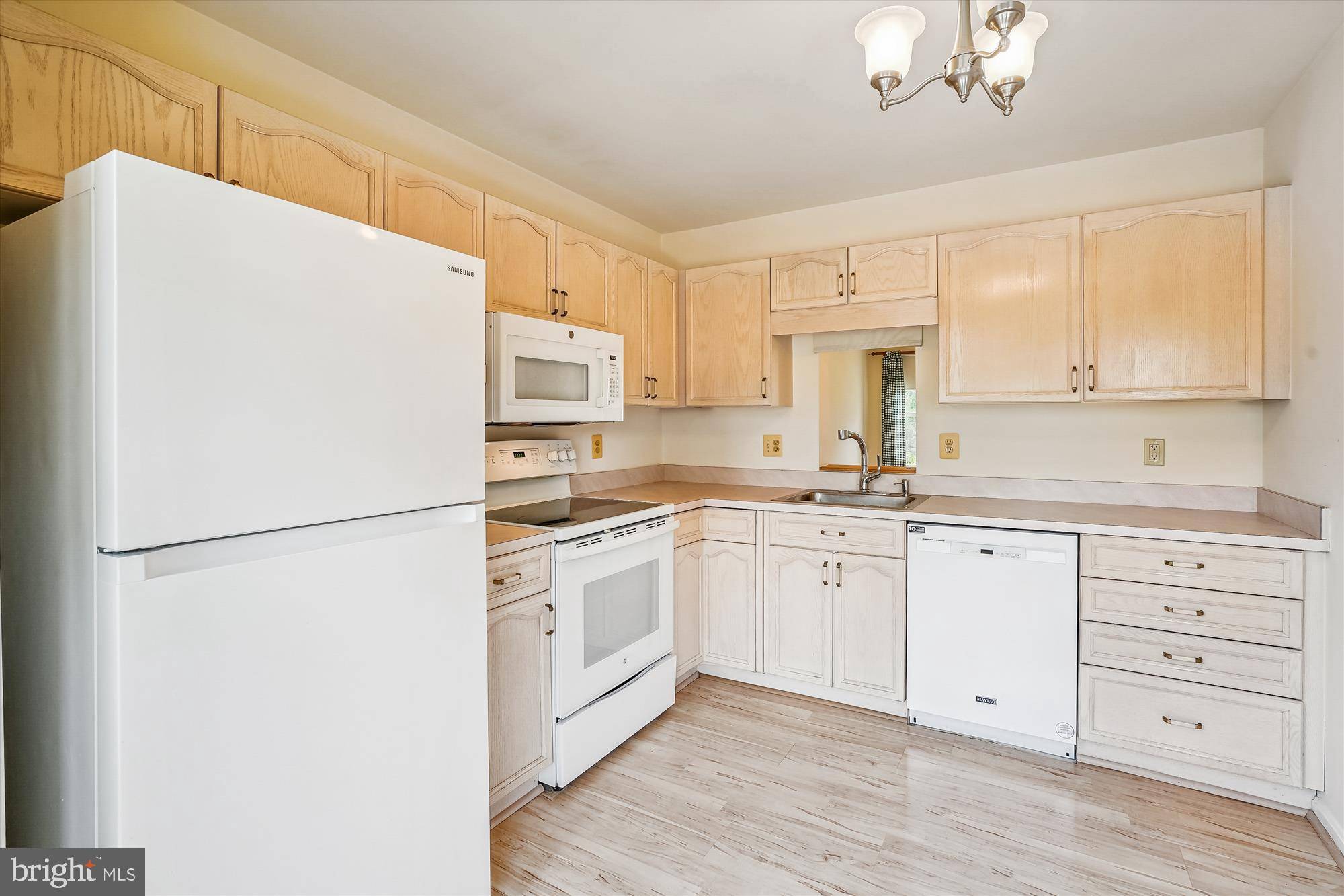 Woodbridge, VA 22193,14948 VIREO CT