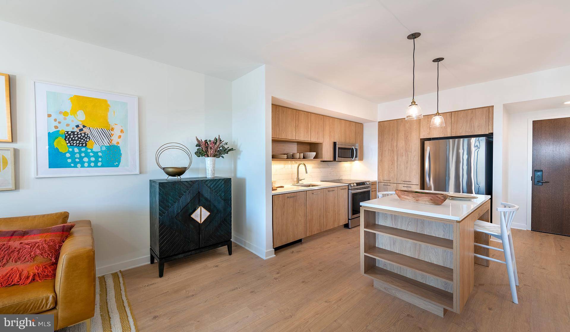 Bethesda, MD 20814,4710 ELM ST #1B-W-2003