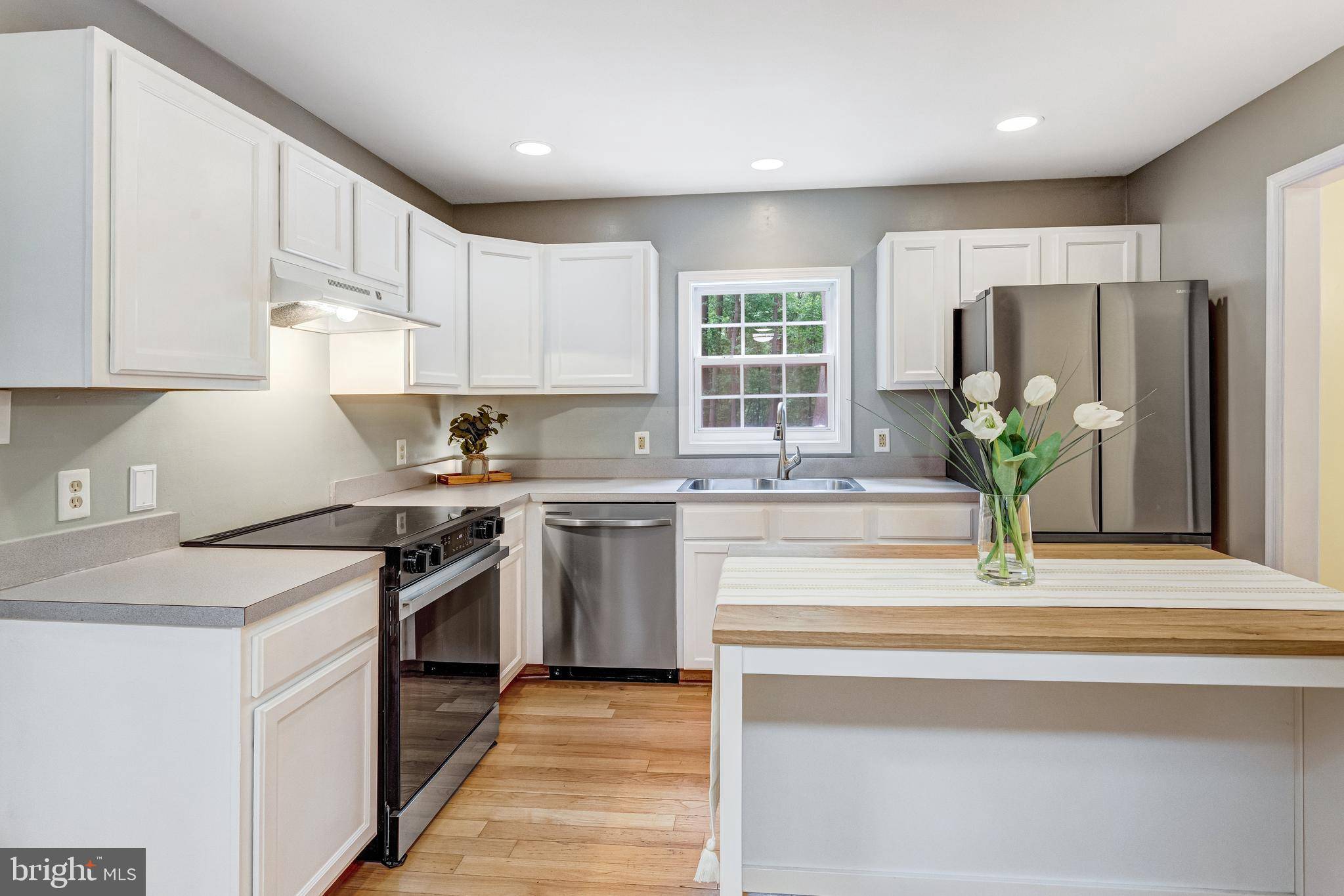 Linden, VA 22642,244 MARSDEN HEIGHTS RD