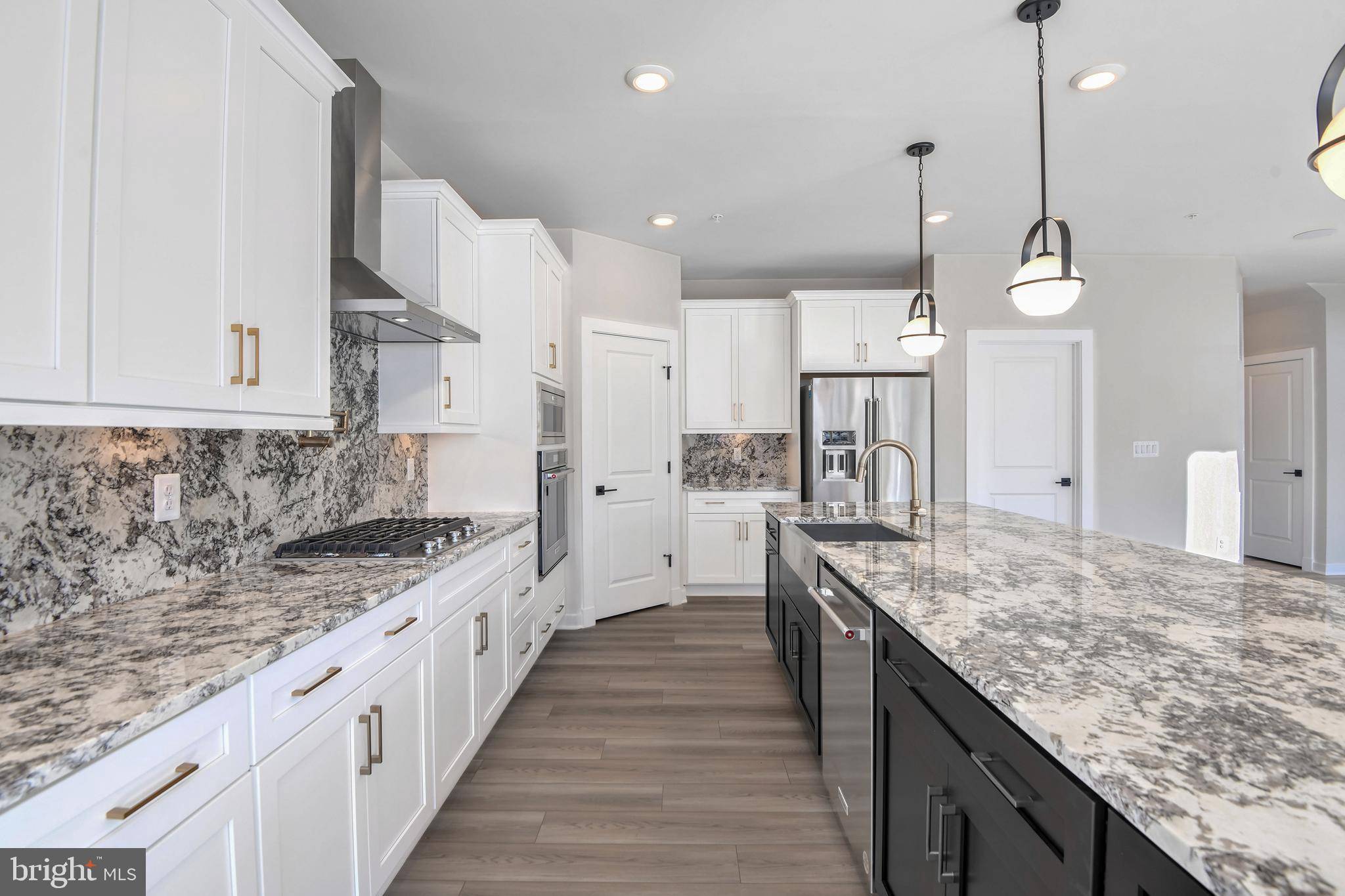 Bowie, MD 20716,425 MEADOW CREEK DR