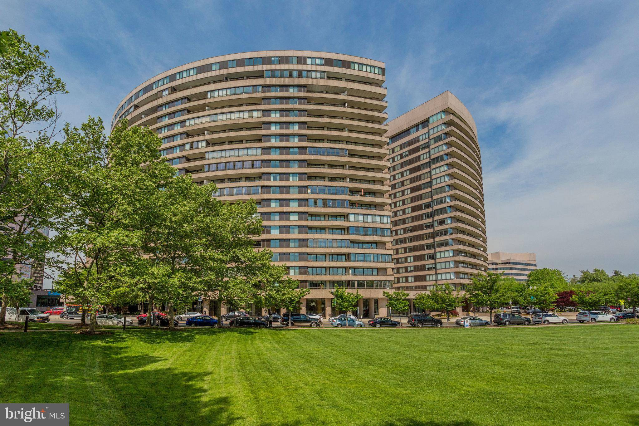 Arlington, VA 22202,1300 CRYSTAL DR #1210S