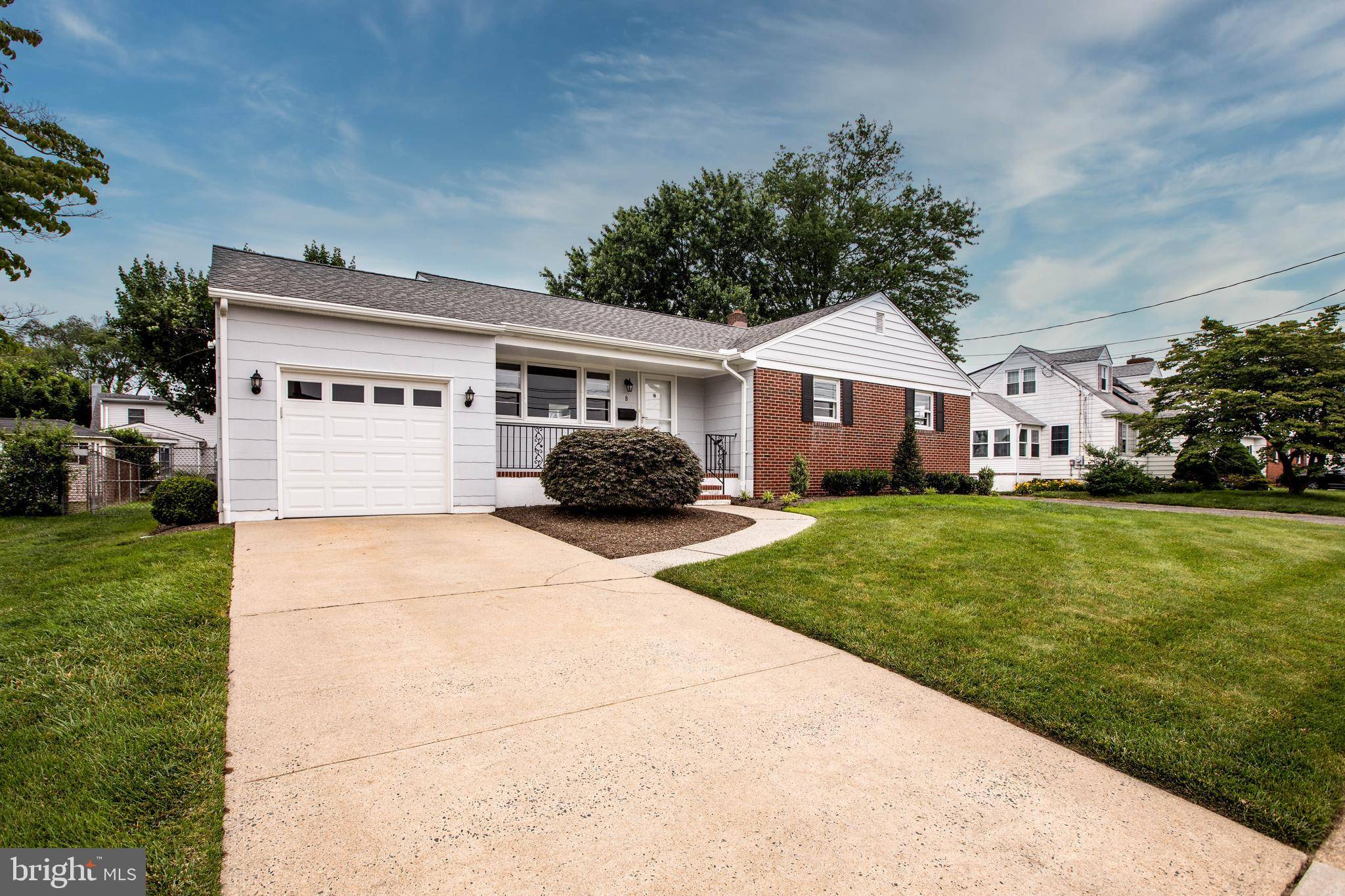 Hamilton, NJ 08690,8 MARIO DR