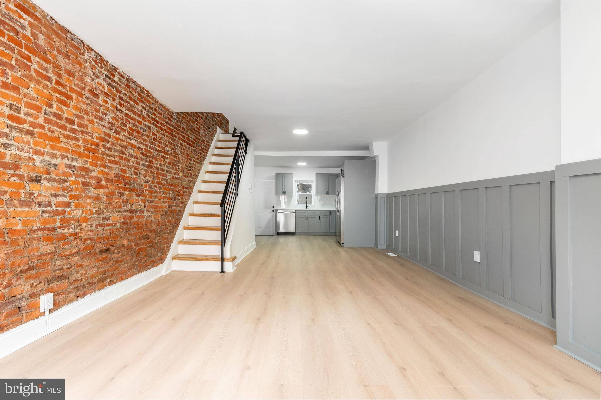 Philadelphia, PA 19146,2133 LATONA ST