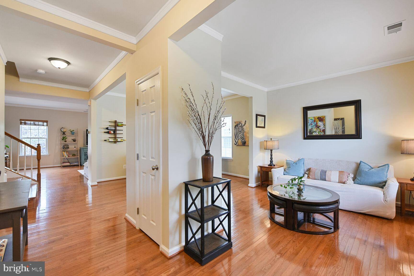 Chantilly, VA 20152,42240 PALM COVE CT