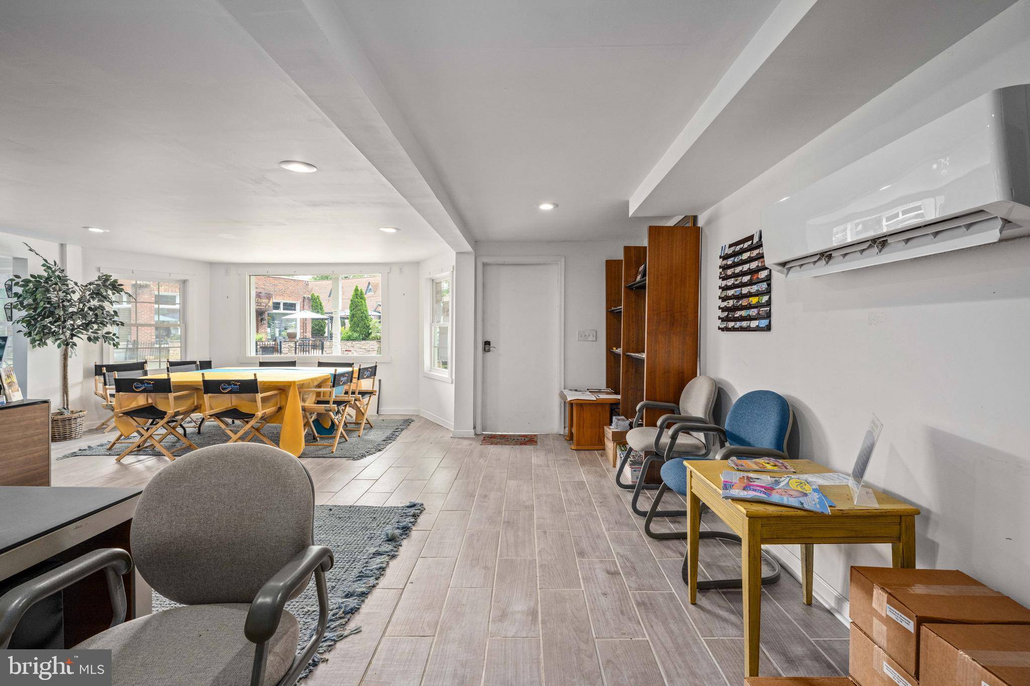 Colonial Beach, VA 22443,215 N IRVING AVE