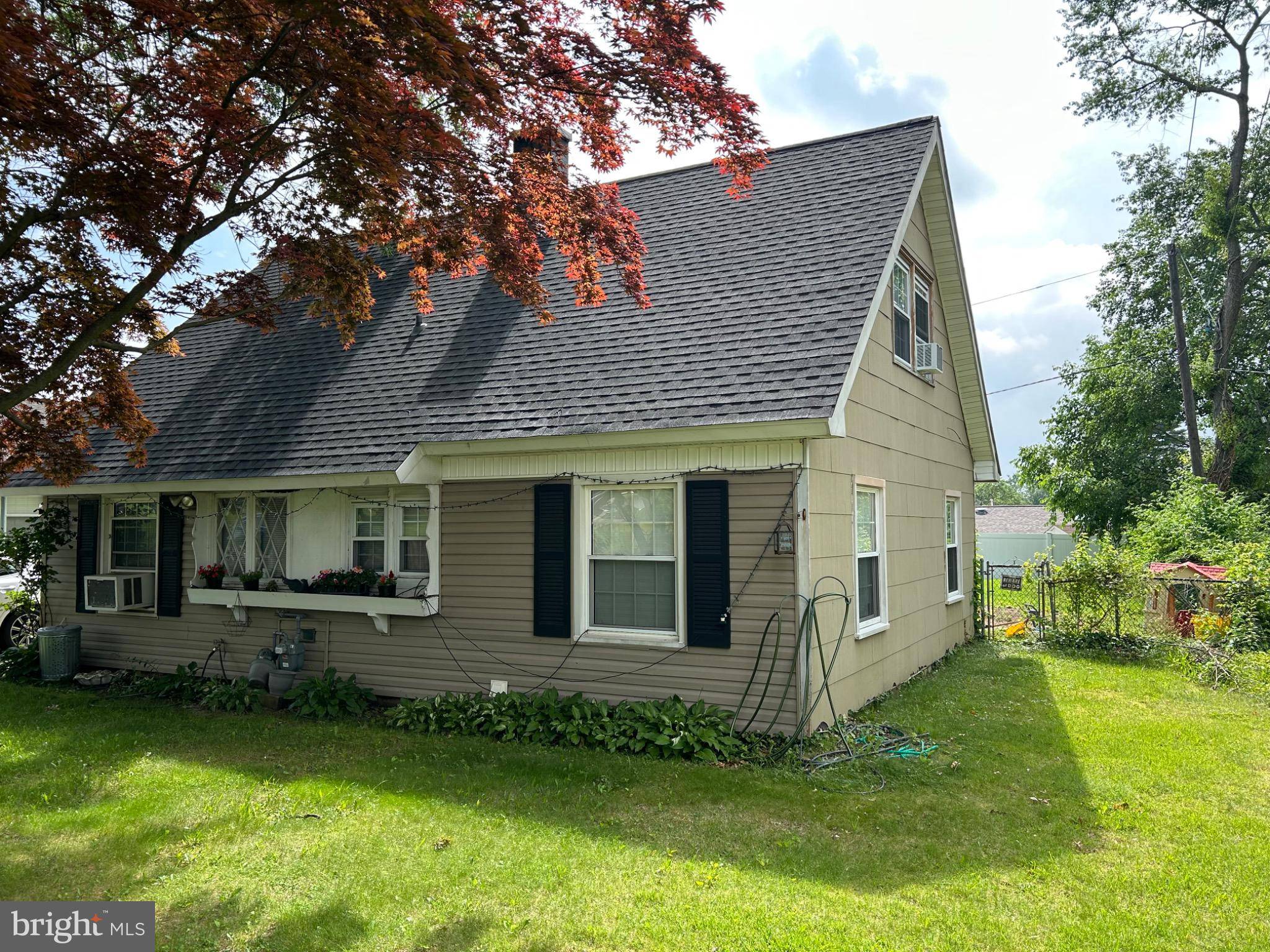 Willingboro, NJ 08046,65 PEACOCK LANE