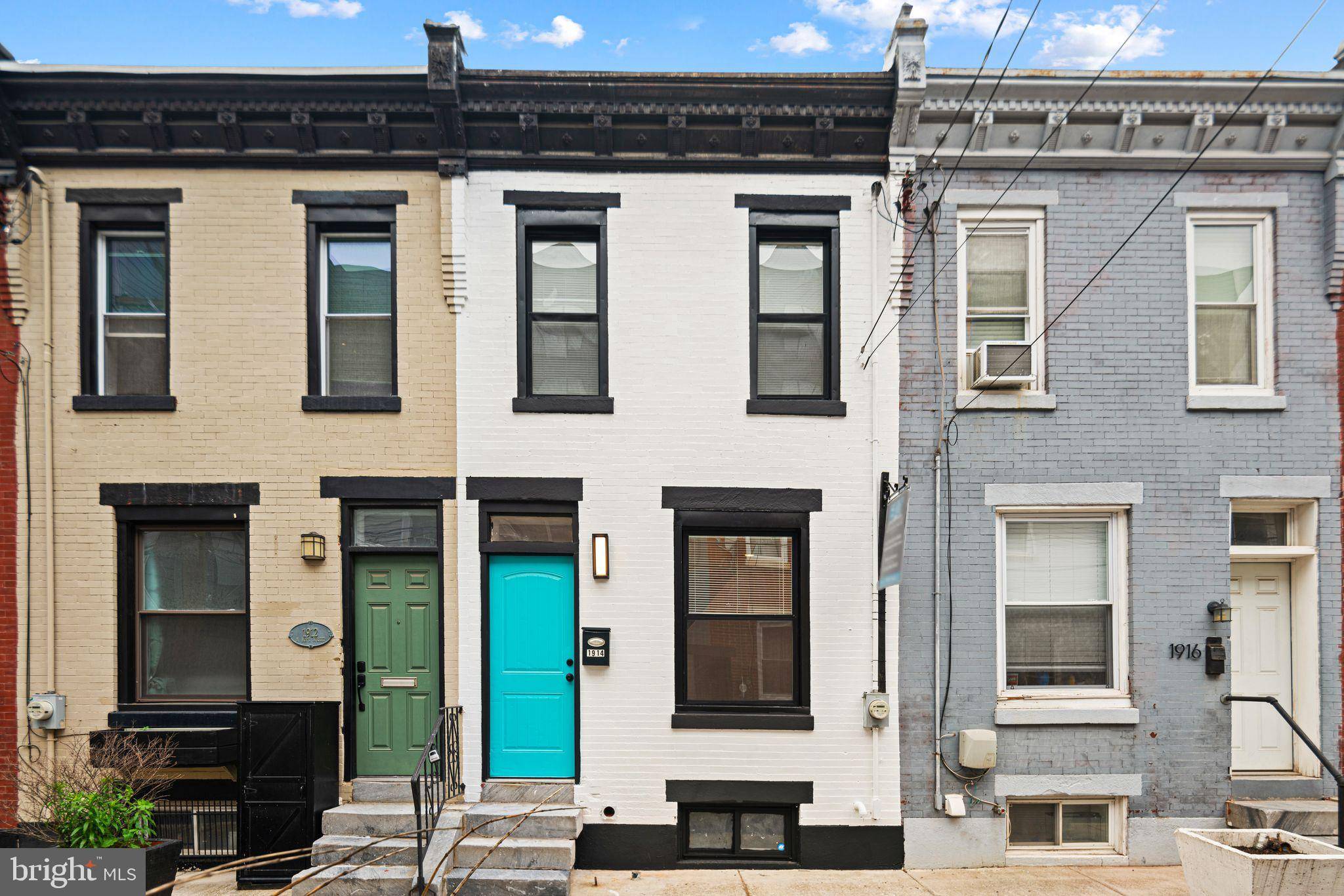 Philadelphia, PA 19122,1914 N HOPE ST