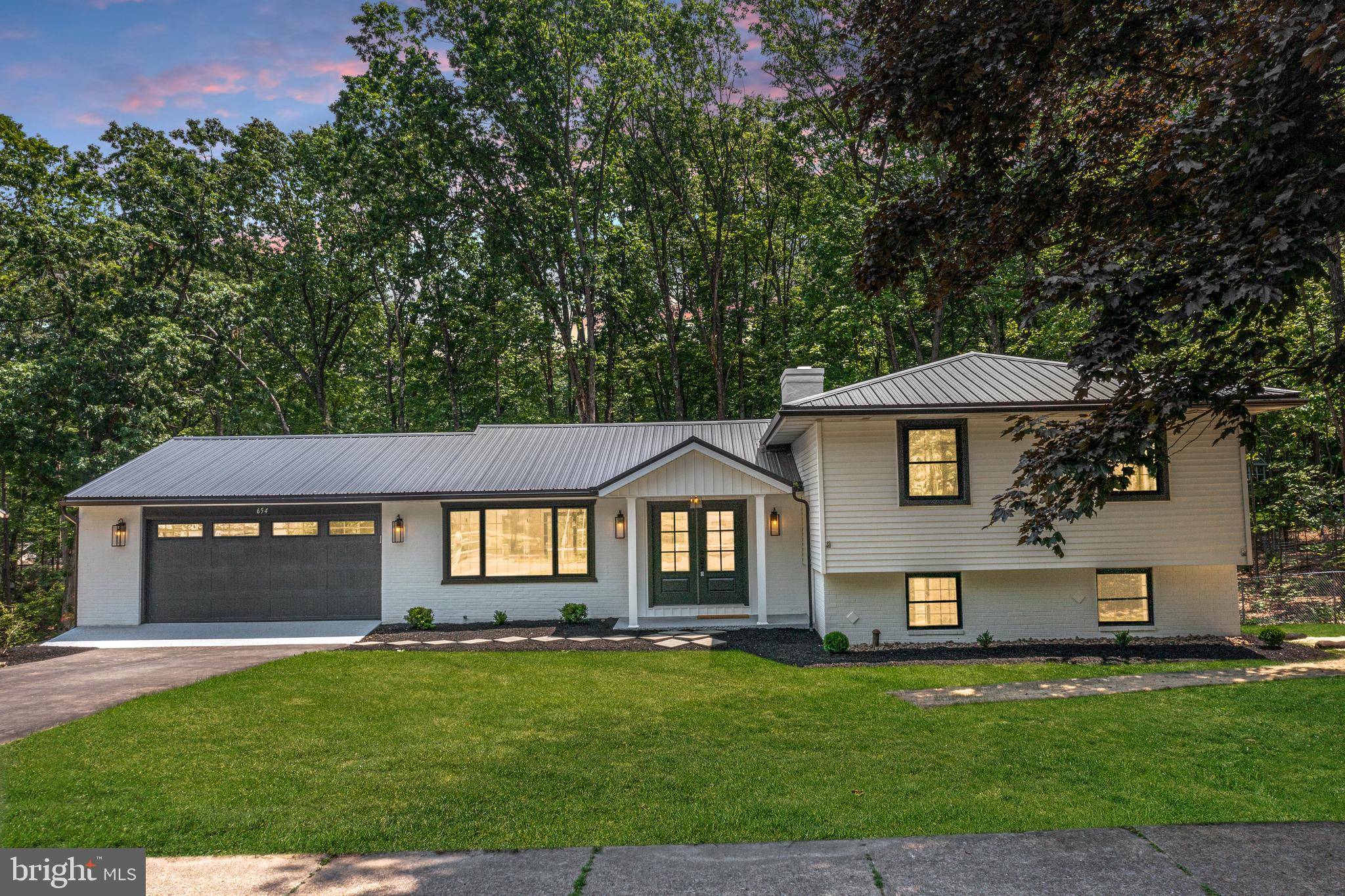 State College, PA 16803,654 DEVONSHIRE DR