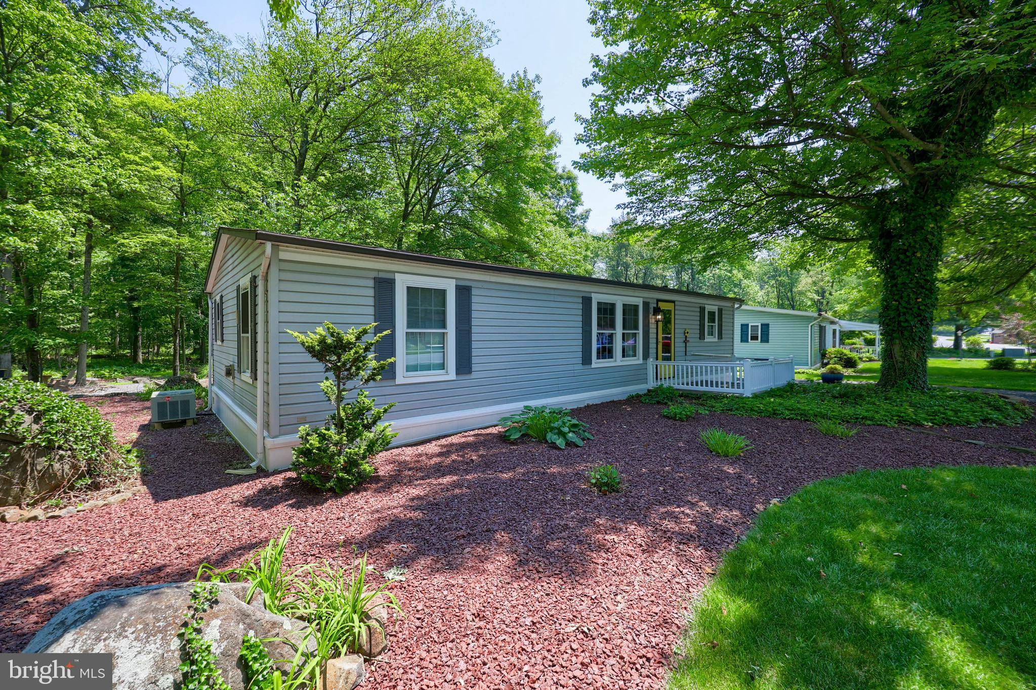 Manheim, PA 17545,101 MAPLE AVE