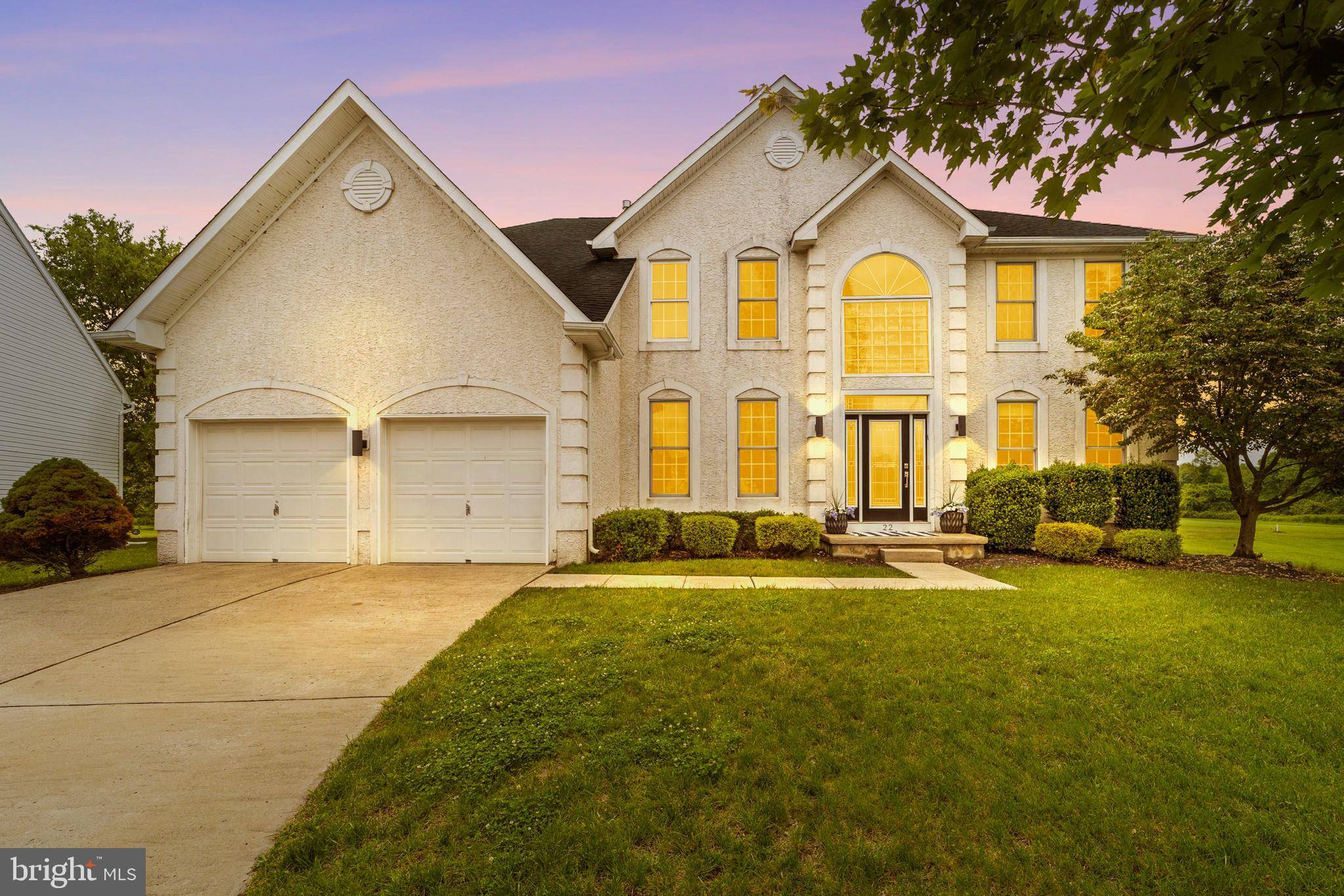 Mount Holly, NJ 08060,22 SAWGRASS DR
