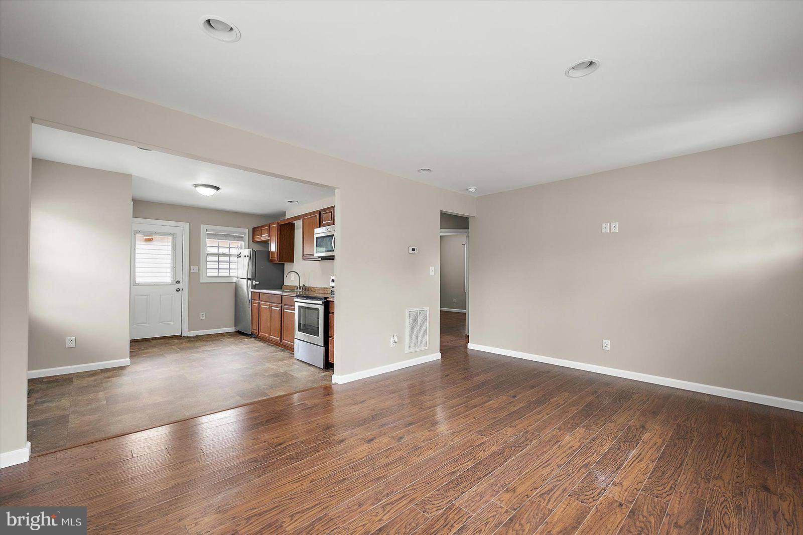 Pocomoke City, MD 21851,8 14TH ST