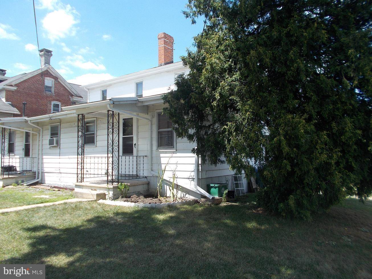 Carlisle, PA 17013,346 E NORTH ST E #346 REAR
