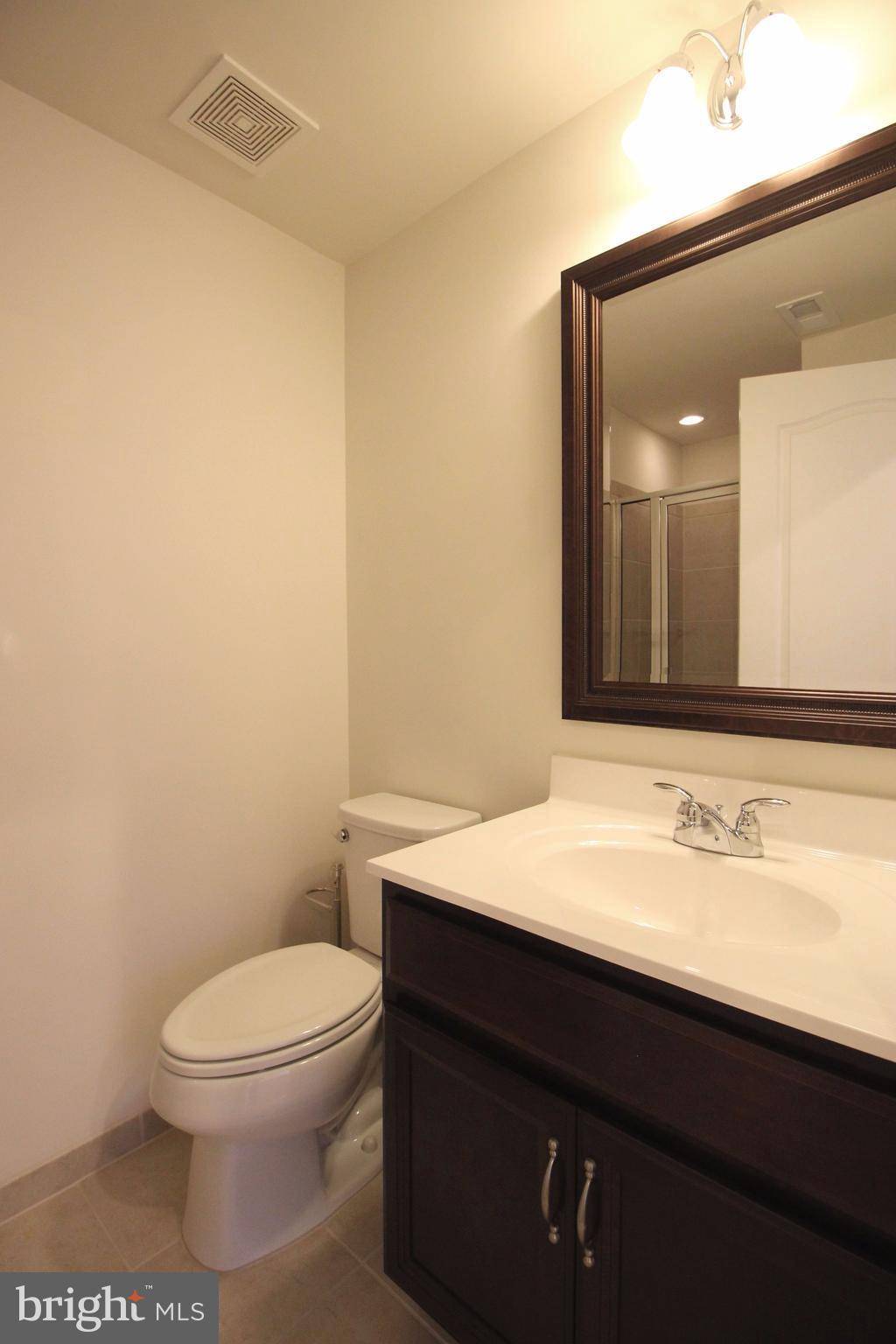 Ashburn, VA 20148,43125 SHORE SQ