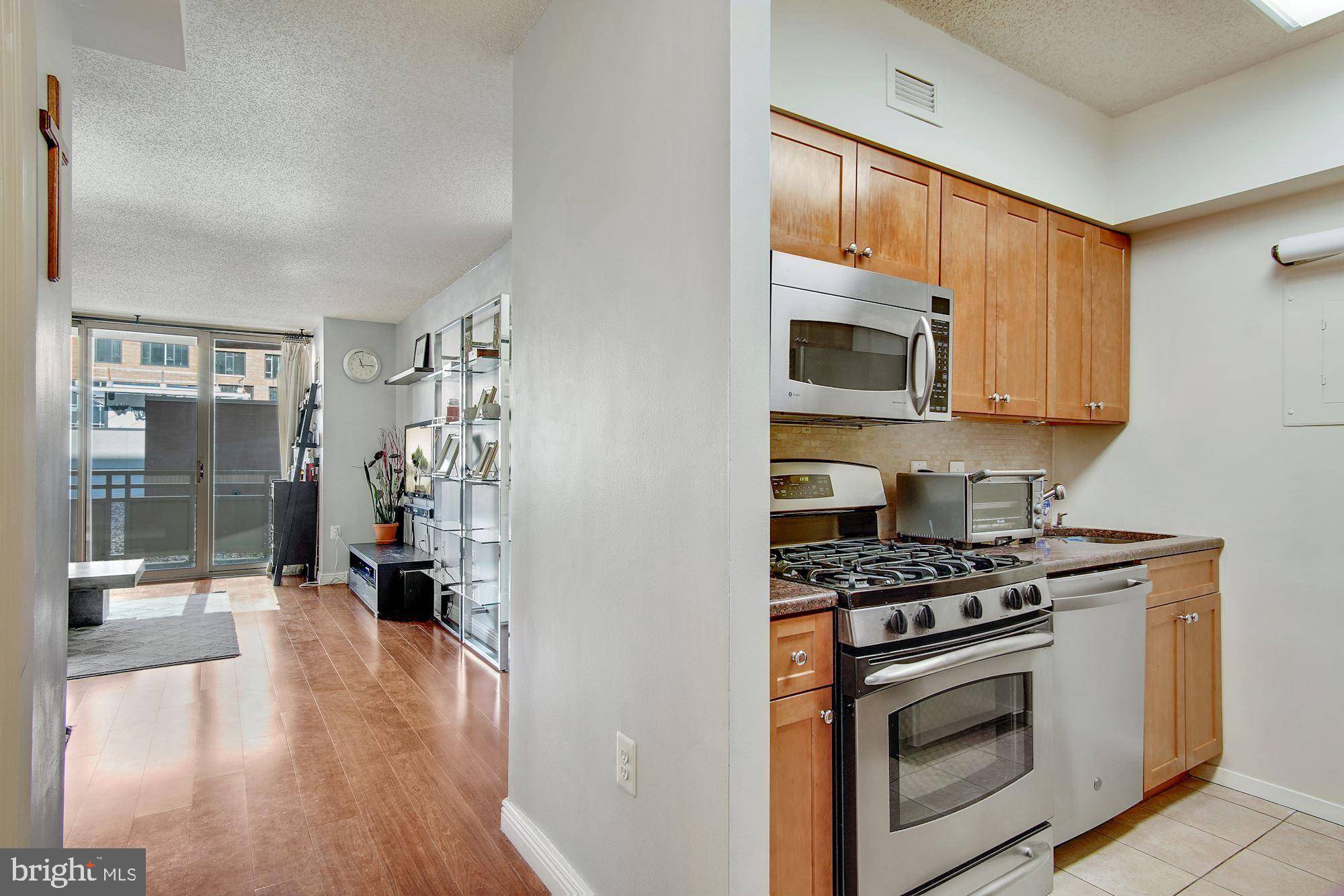 Bethesda, MD 20814,4801 FAIRMONT AVE #213
