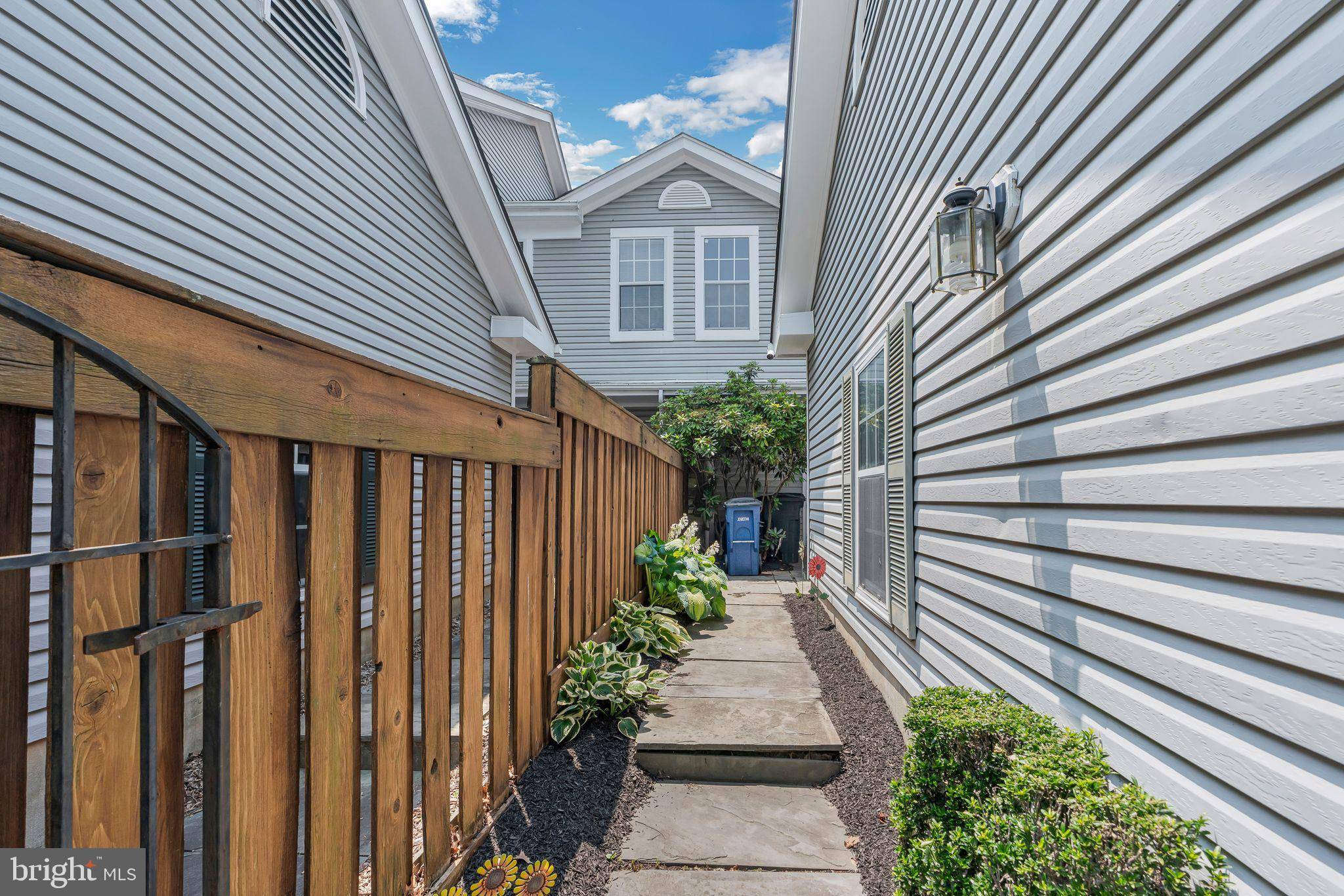 Montgomery Village, MD 20886,26 TINDAL SPRINGS CT