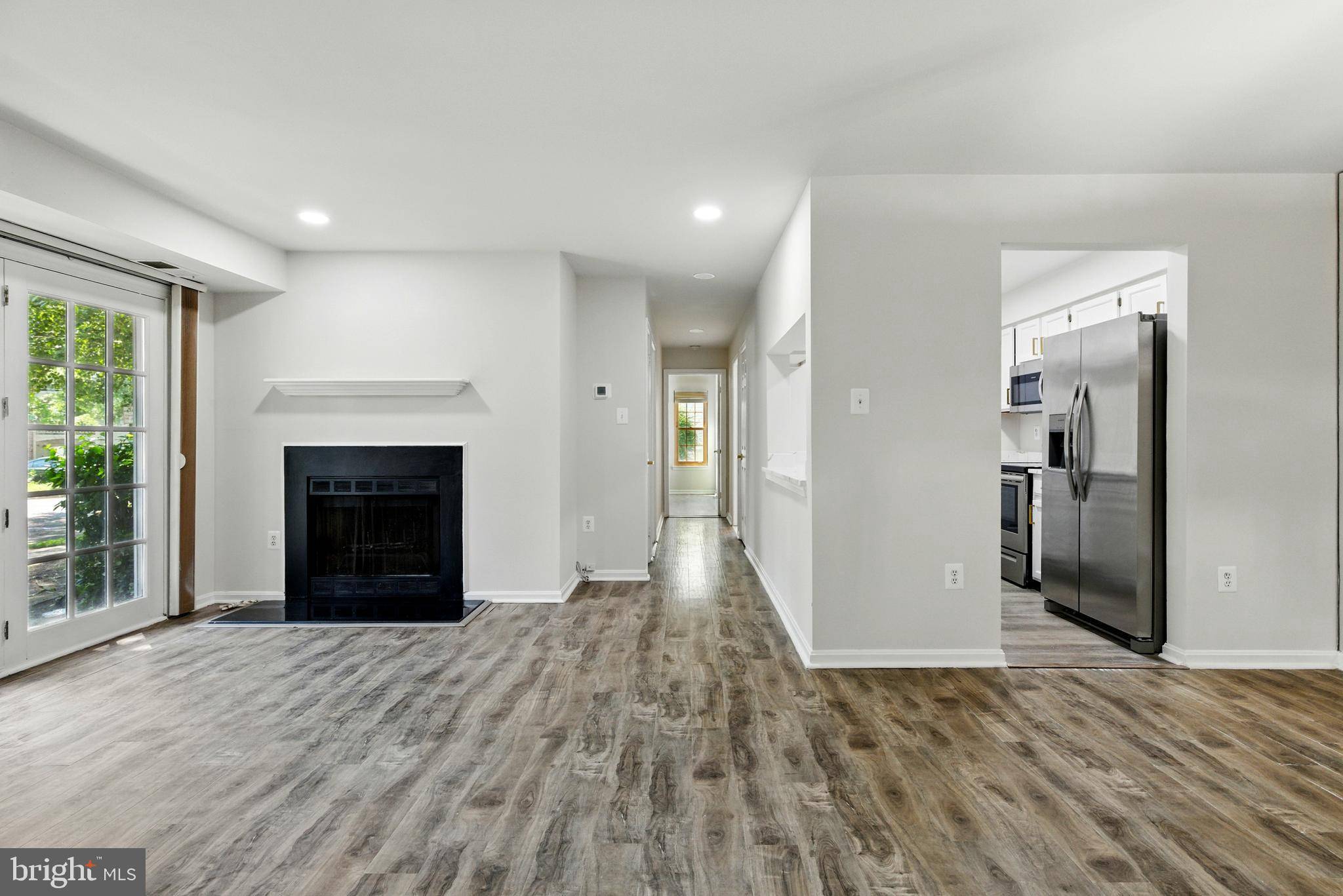 Alexandria, VA 22309,8604 SHADWELL DR #26