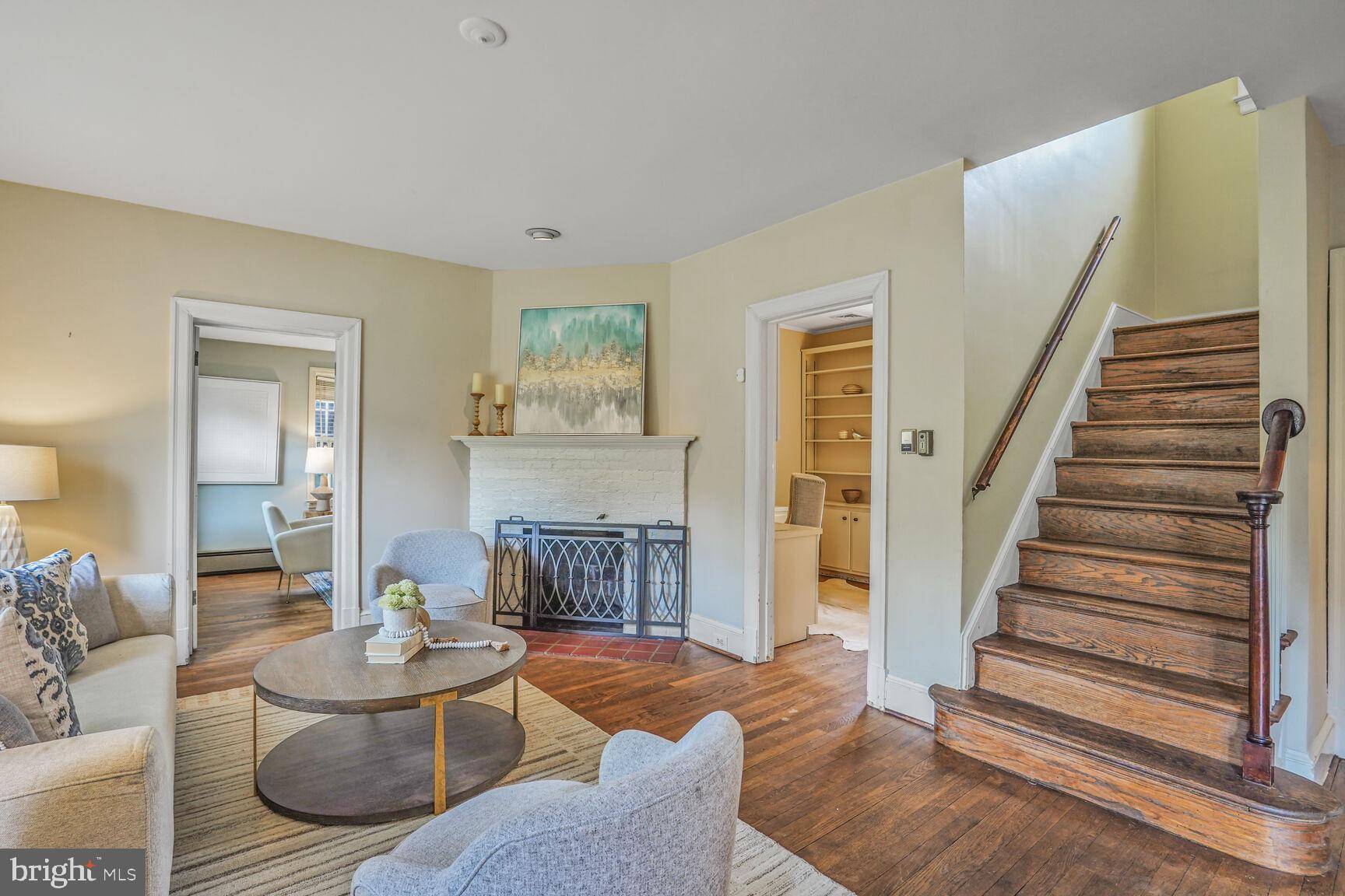 Chevy Chase, MD 20815,4707 HUNT AVE