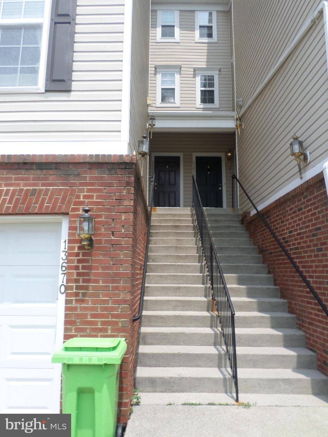 Herndon, VA 20171,13670 SALK ST #134