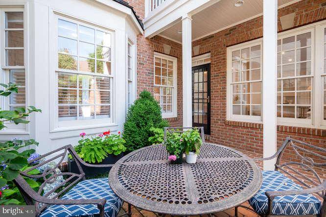 Alexandria, VA 22314,409 S HENRY ST