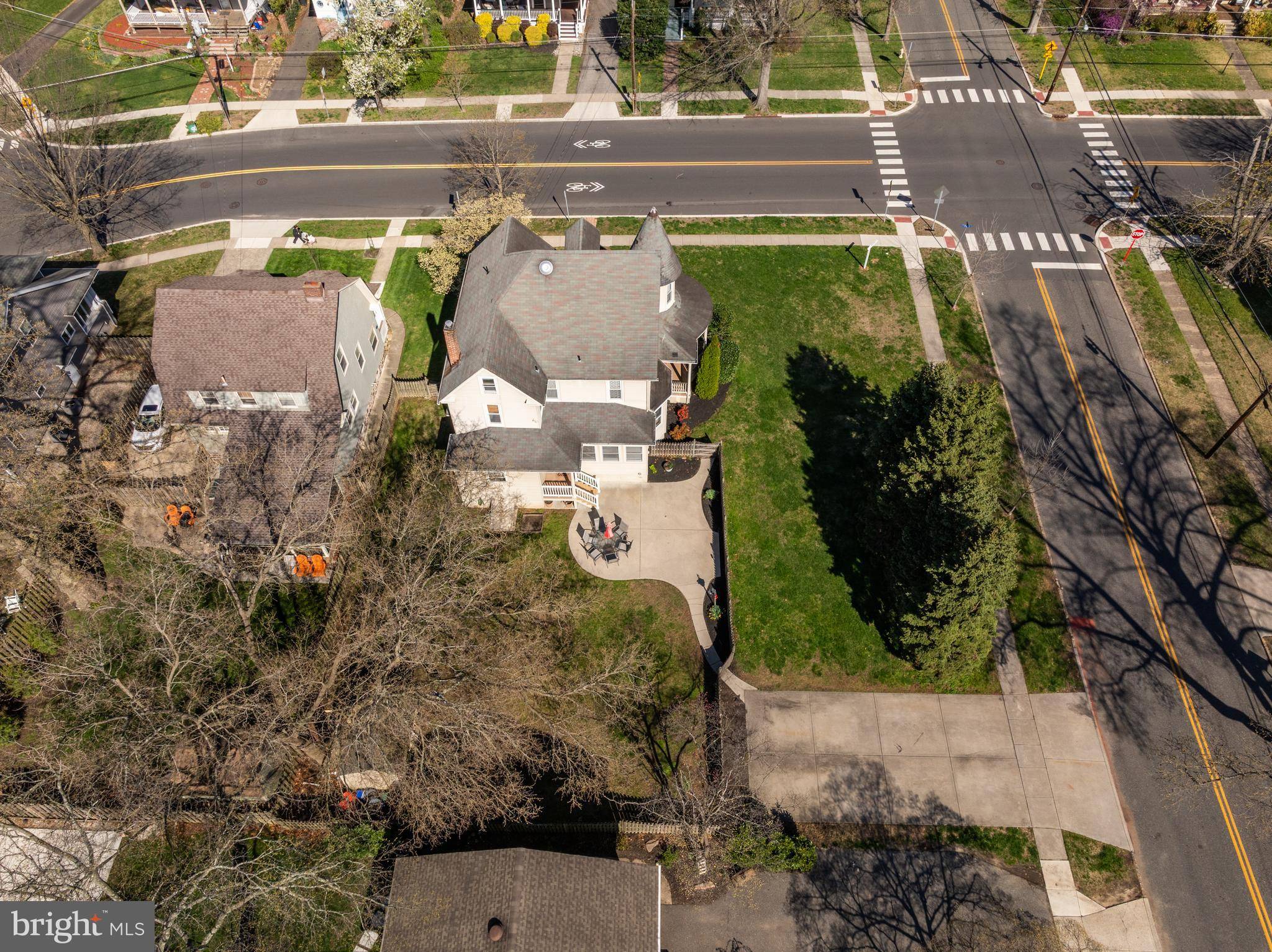 Haddon Heights, NJ 08035,902 STATION AVE