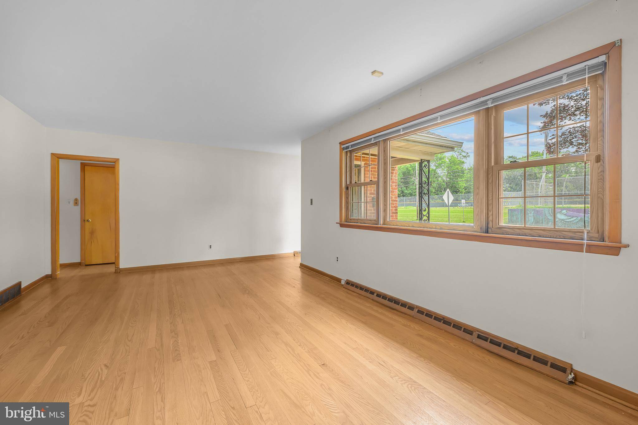 Wilmington, DE 19809,608 MARSH RD