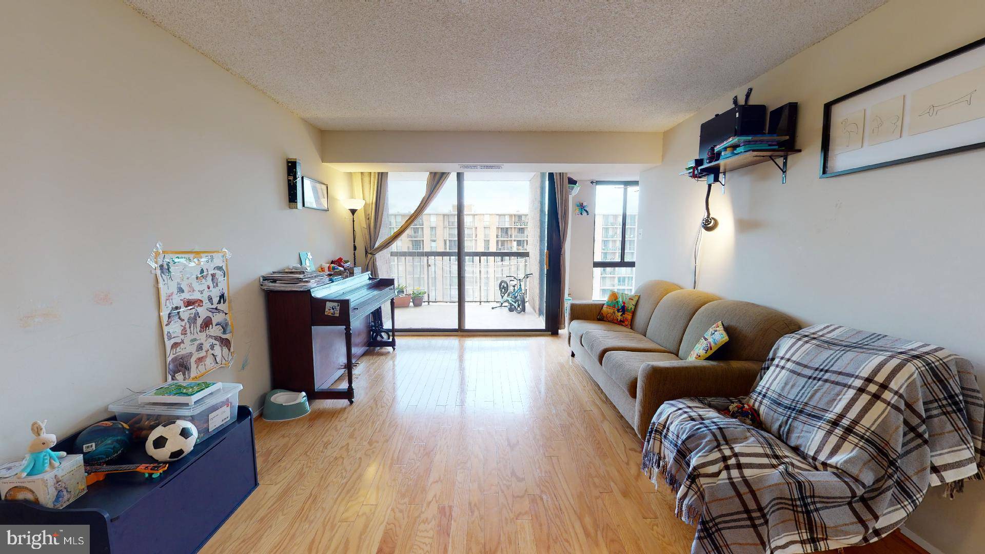 Arlington, VA 22204,4500 S FOUR MILE RUN DR #1109