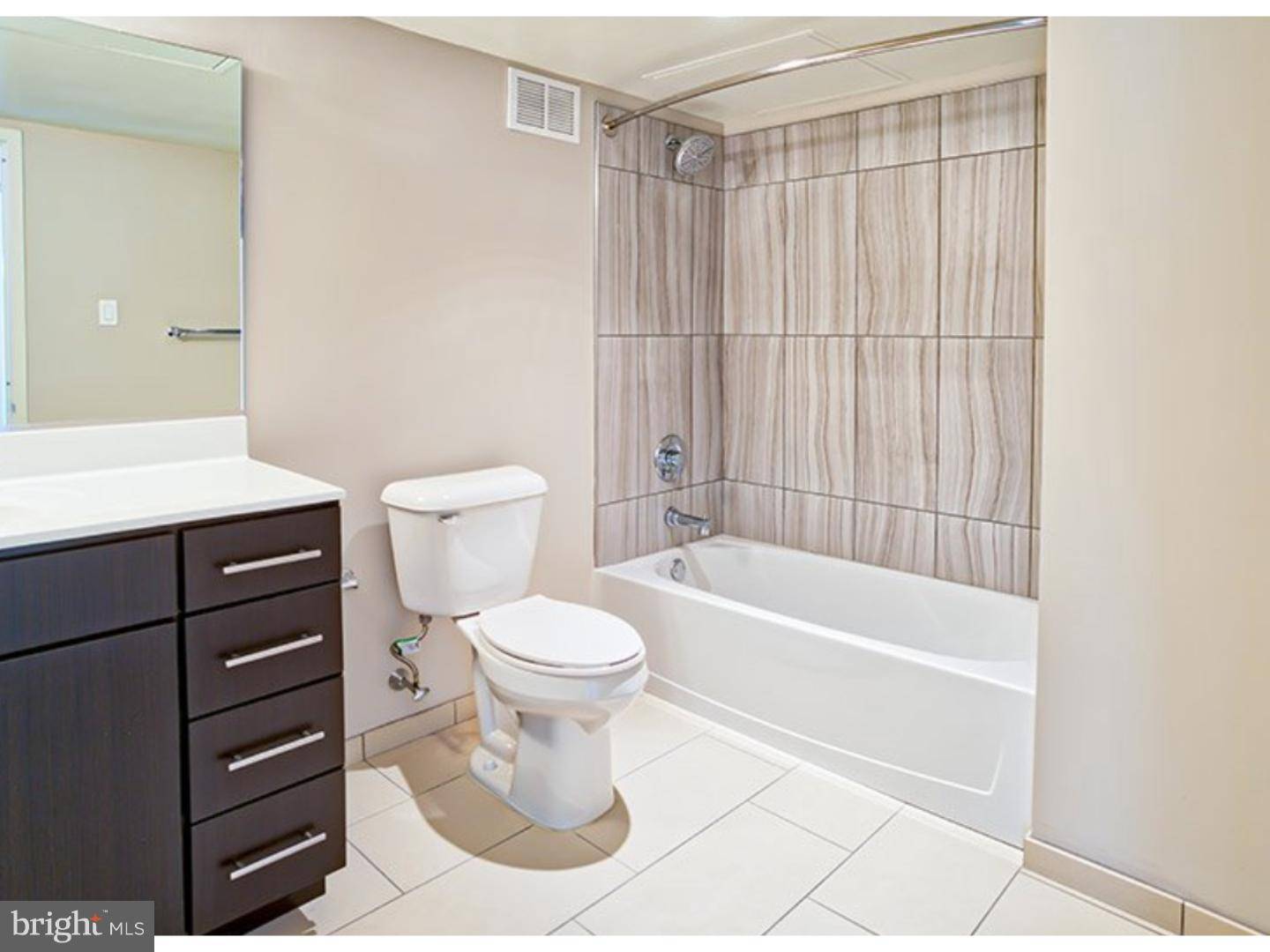 Philadelphia, PA 19103,1815 JOHN F KENNEDY BLVD #0B-921