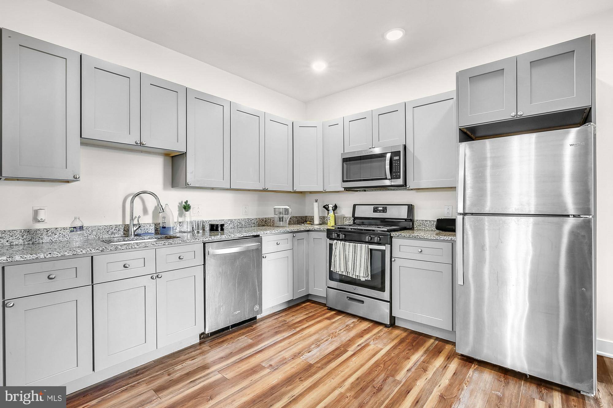 Philadelphia, PA 19125,2411 KENSINGTON AVE #209