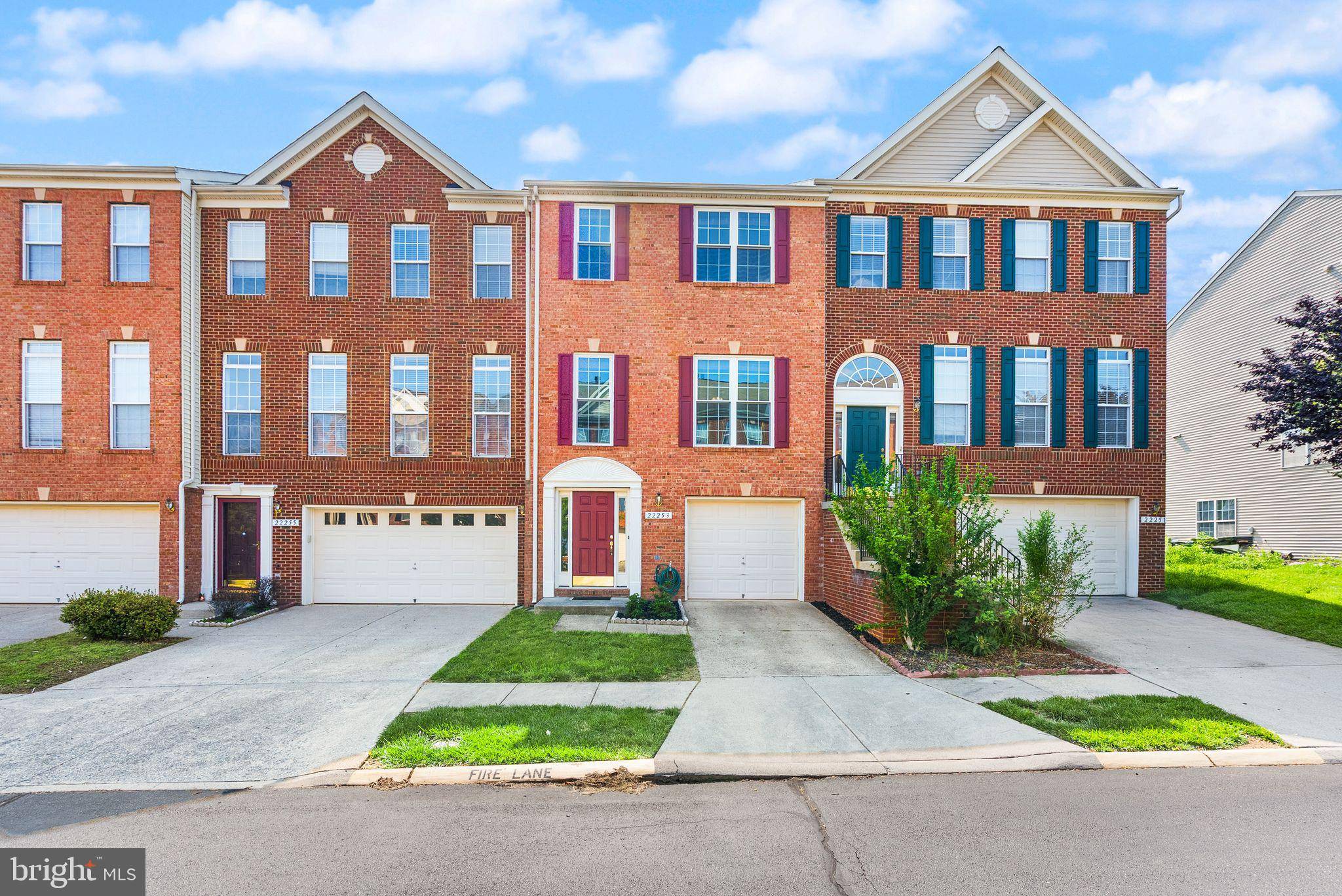 Ashburn, VA 20148,22253 WATERBERRY TER