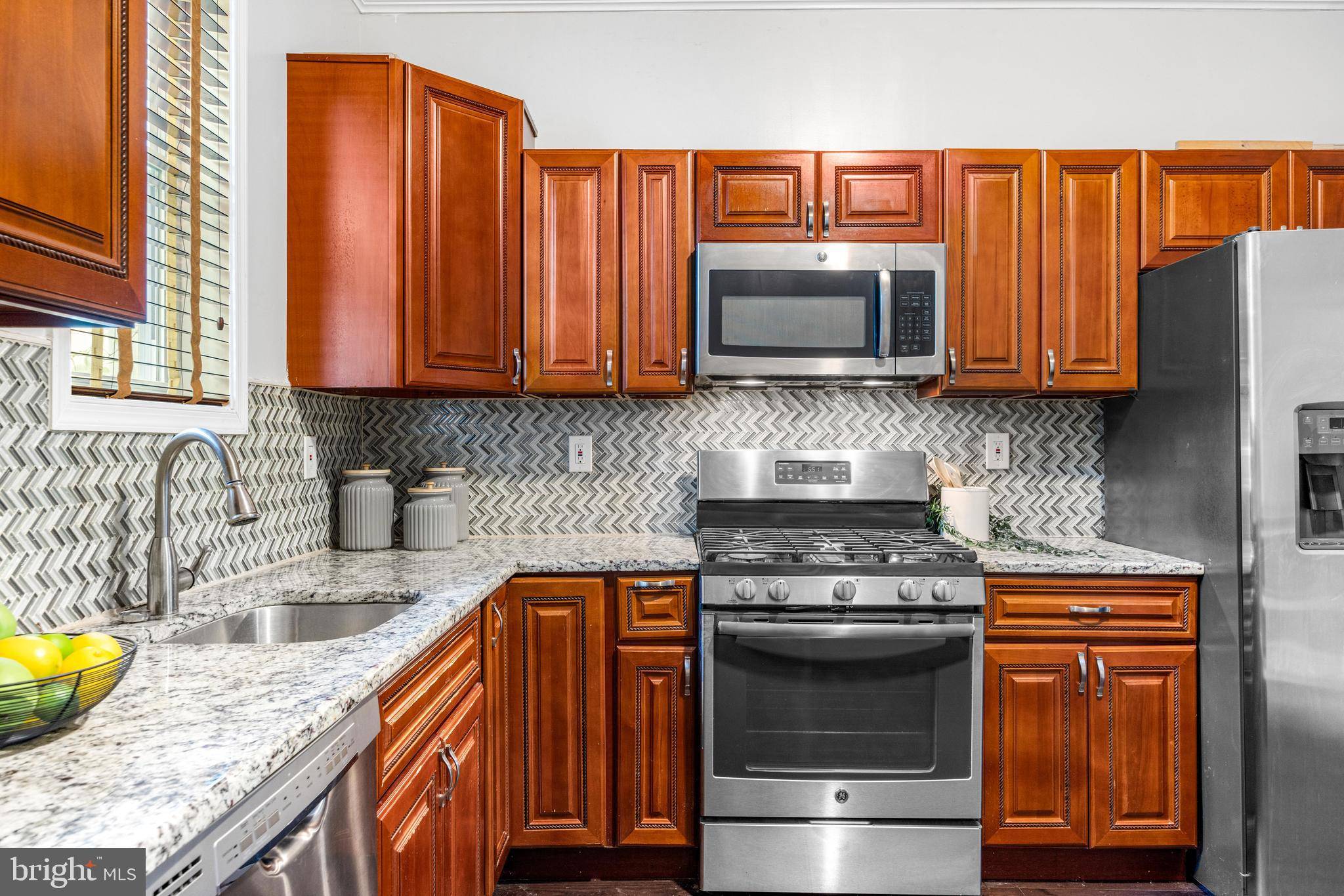 Baltimore, MD 21218,348 WHITRIDGE AVE