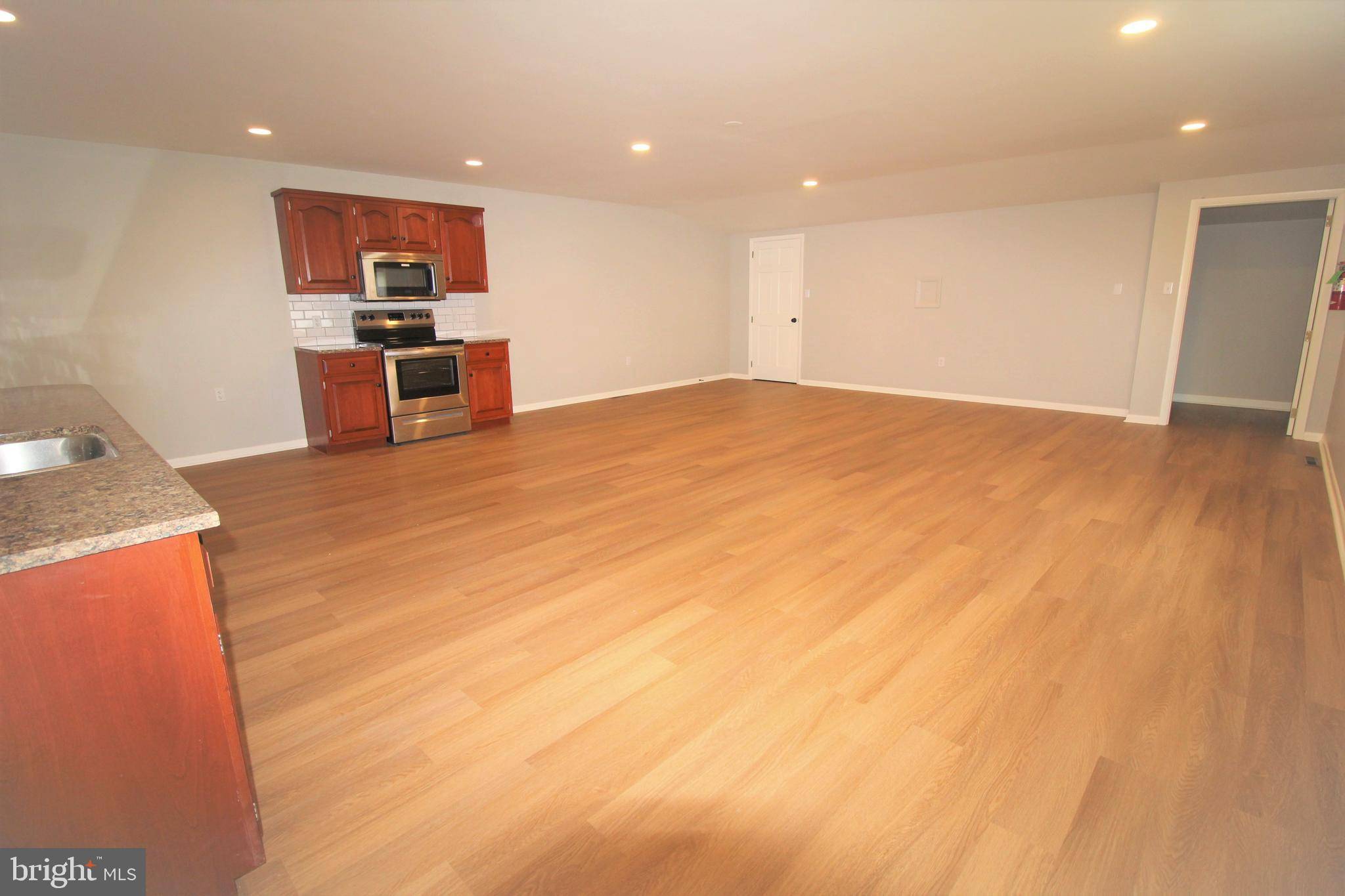 Paradise, PA 17562,1082-C GEORGETOWN RD