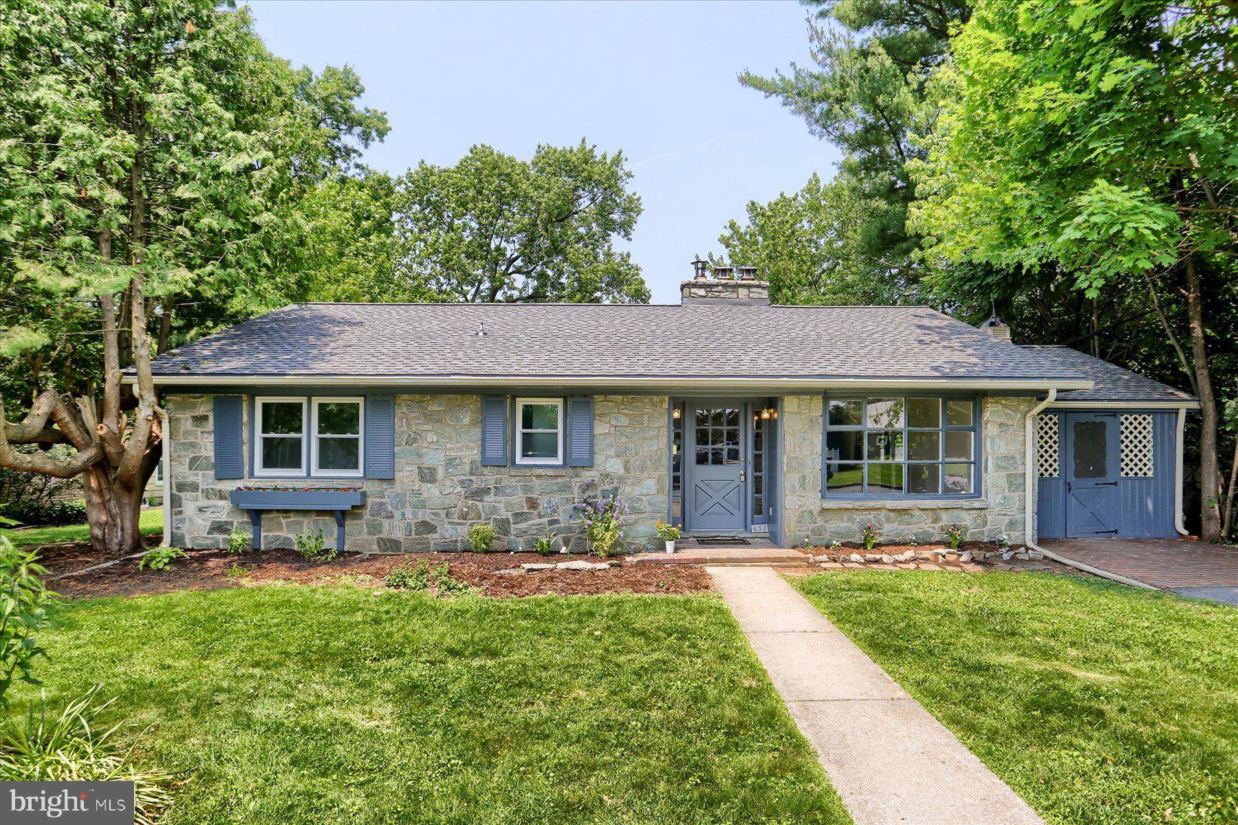 Palmyra, PA 17078,637 E CYPRESS ST