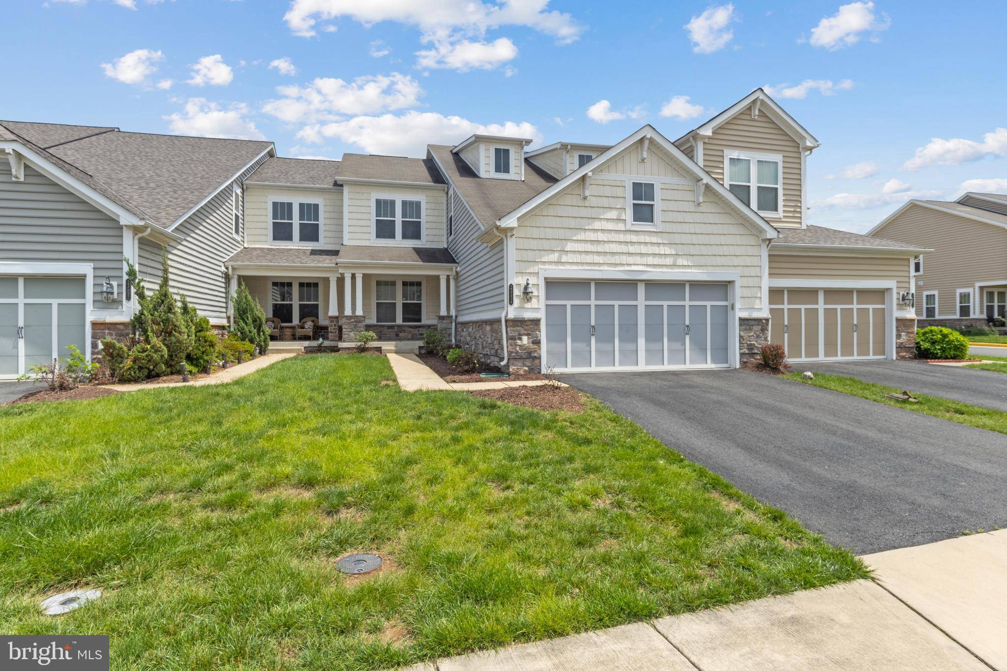 Ashburn, VA 20148,23554 CHRISTINA RIDGE SQ